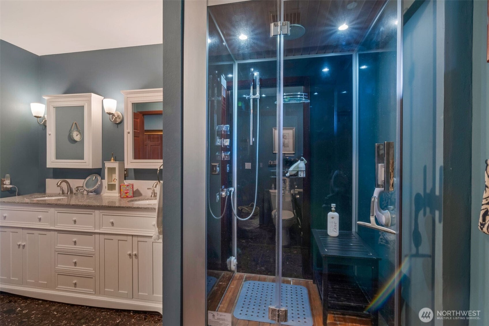 Clinton, Washington, 98236, United States, 4 Bedrooms Bedrooms, ,3 BathroomsBathrooms,Residential,For Sale,1990497