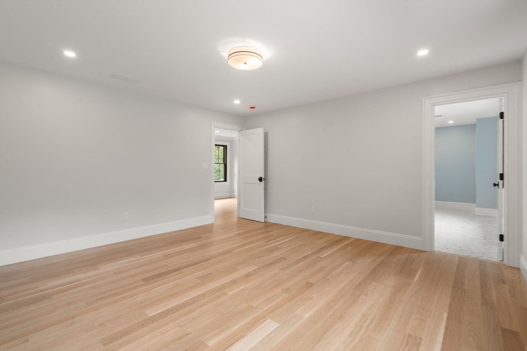 Westwood, Massachusetts, 02090, United States, 5 Bedrooms Bedrooms, ,5 BathroomsBathrooms,Residential,For Sale,1911878