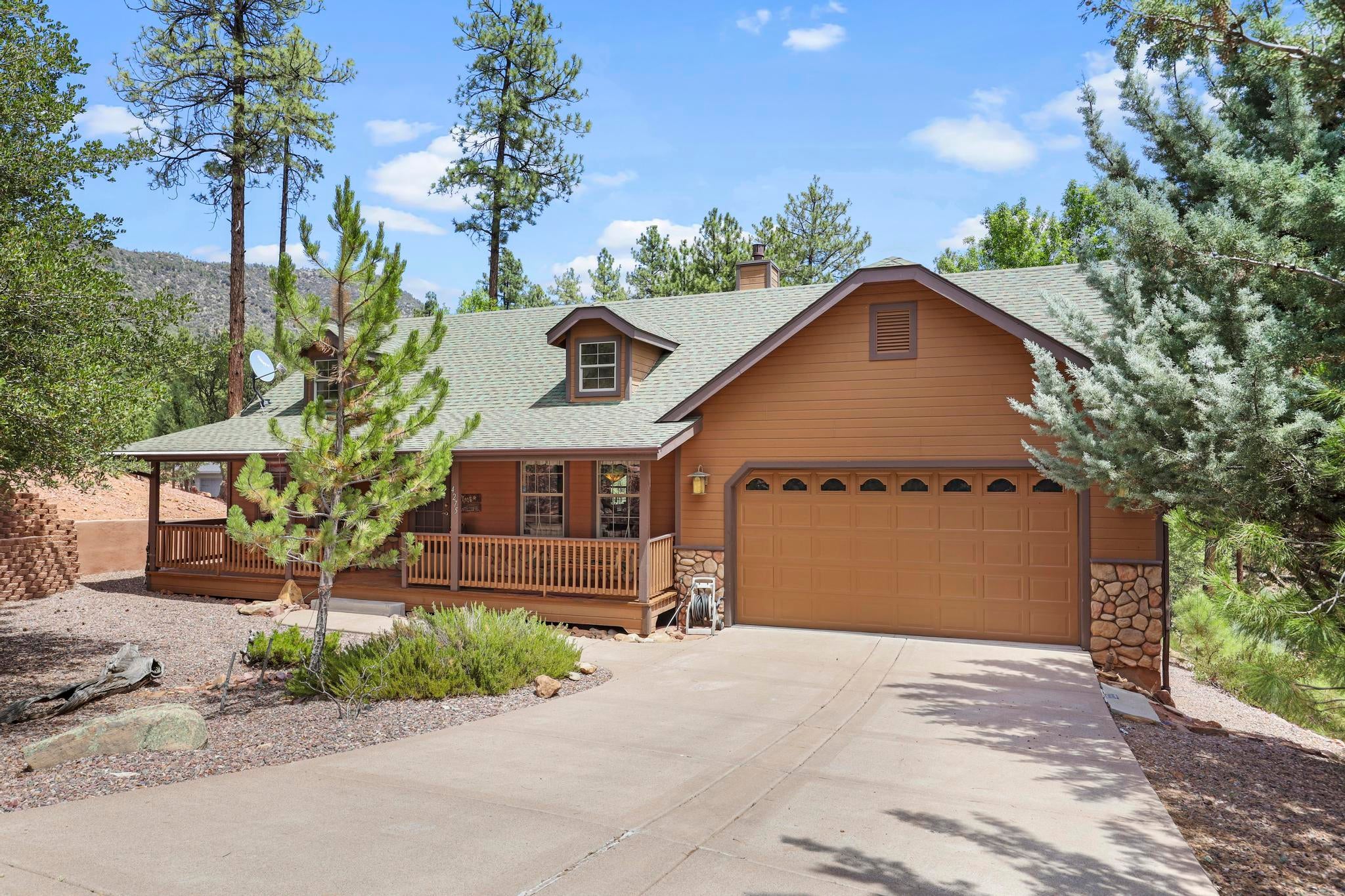 Pine, Arizona, 85544, United States, 4 Bedrooms Bedrooms, ,2 BathroomsBathrooms,Residential,For Sale,1910772