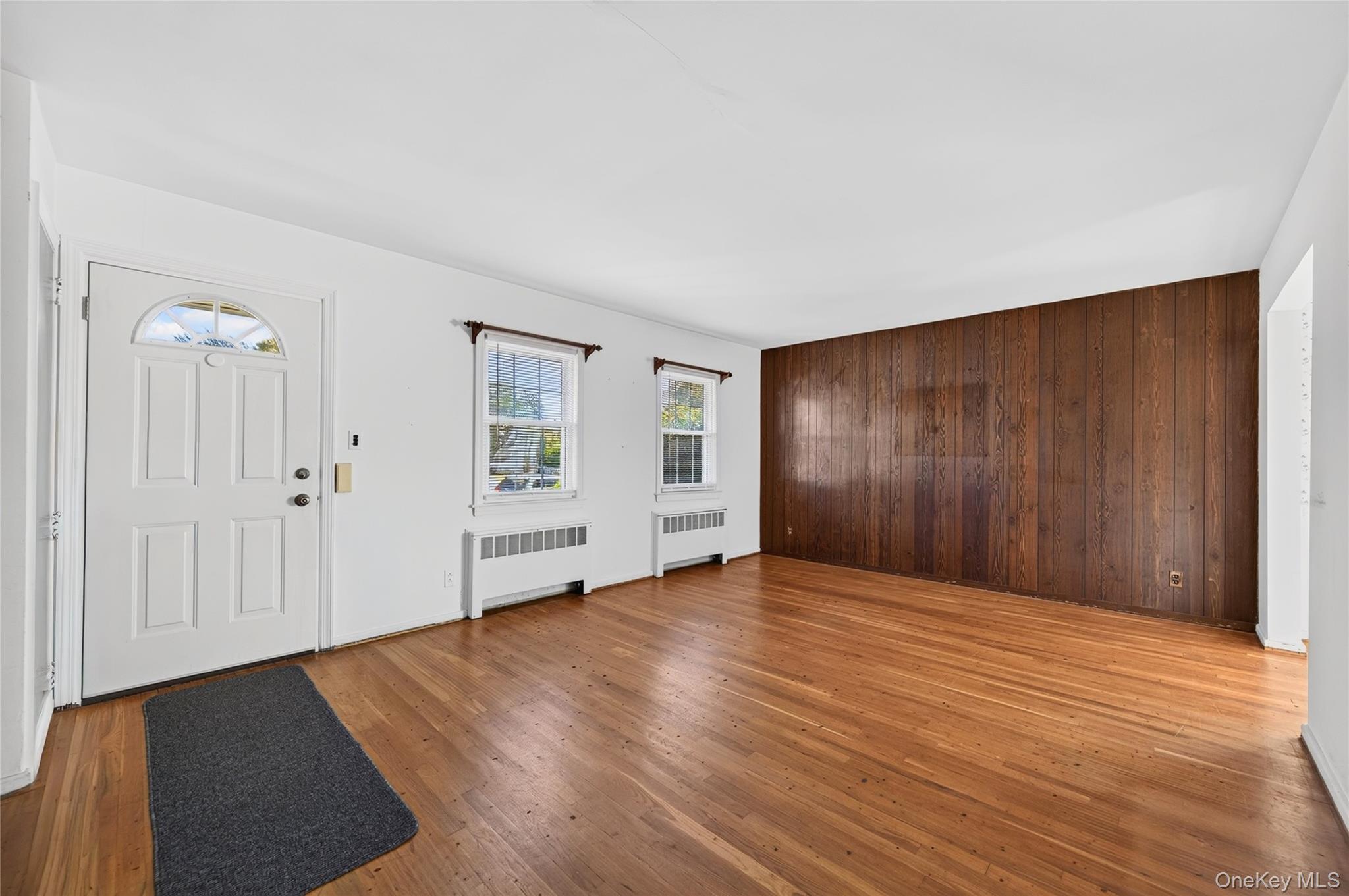  35 Ross Lane, East Norwich, NY, 11732 - 物件實景