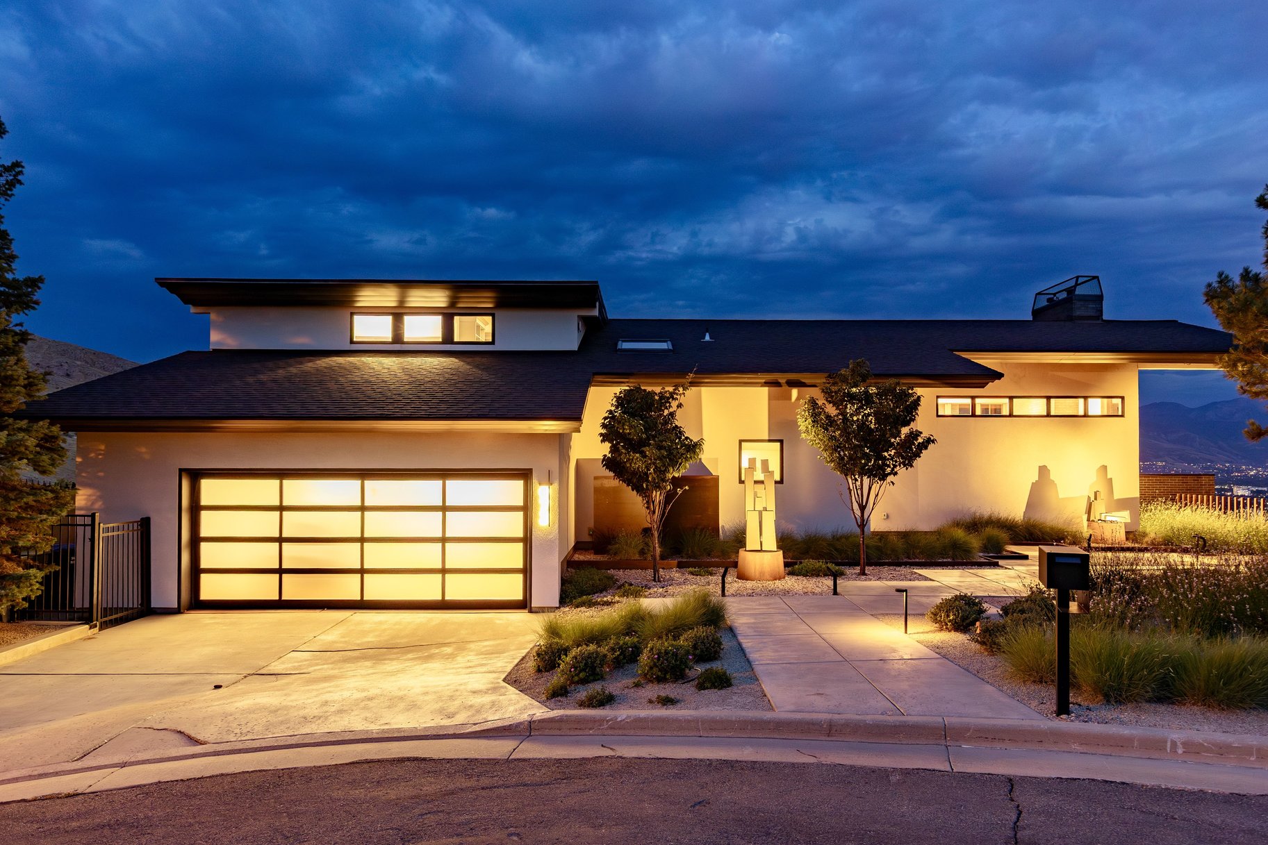  Stunning Contemporary Home with Commanding Views - 物件實景