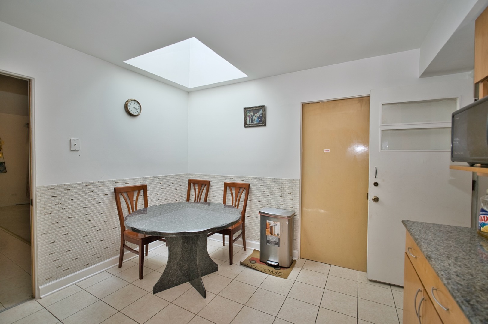 Skokie, Illinois, 60076, United States, 4 Bedrooms Bedrooms, ,3 BathroomsBathrooms,Residential,For Sale,2000089