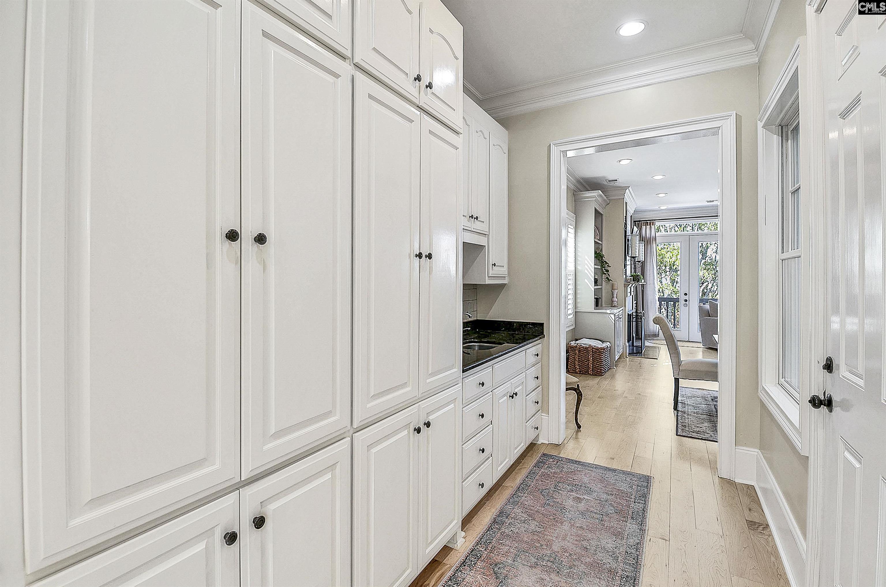 Columbia, South Carolina, 29205, United States, 5 Bedrooms Bedrooms, ,5 BathroomsBathrooms,Residential,For Sale,1940386