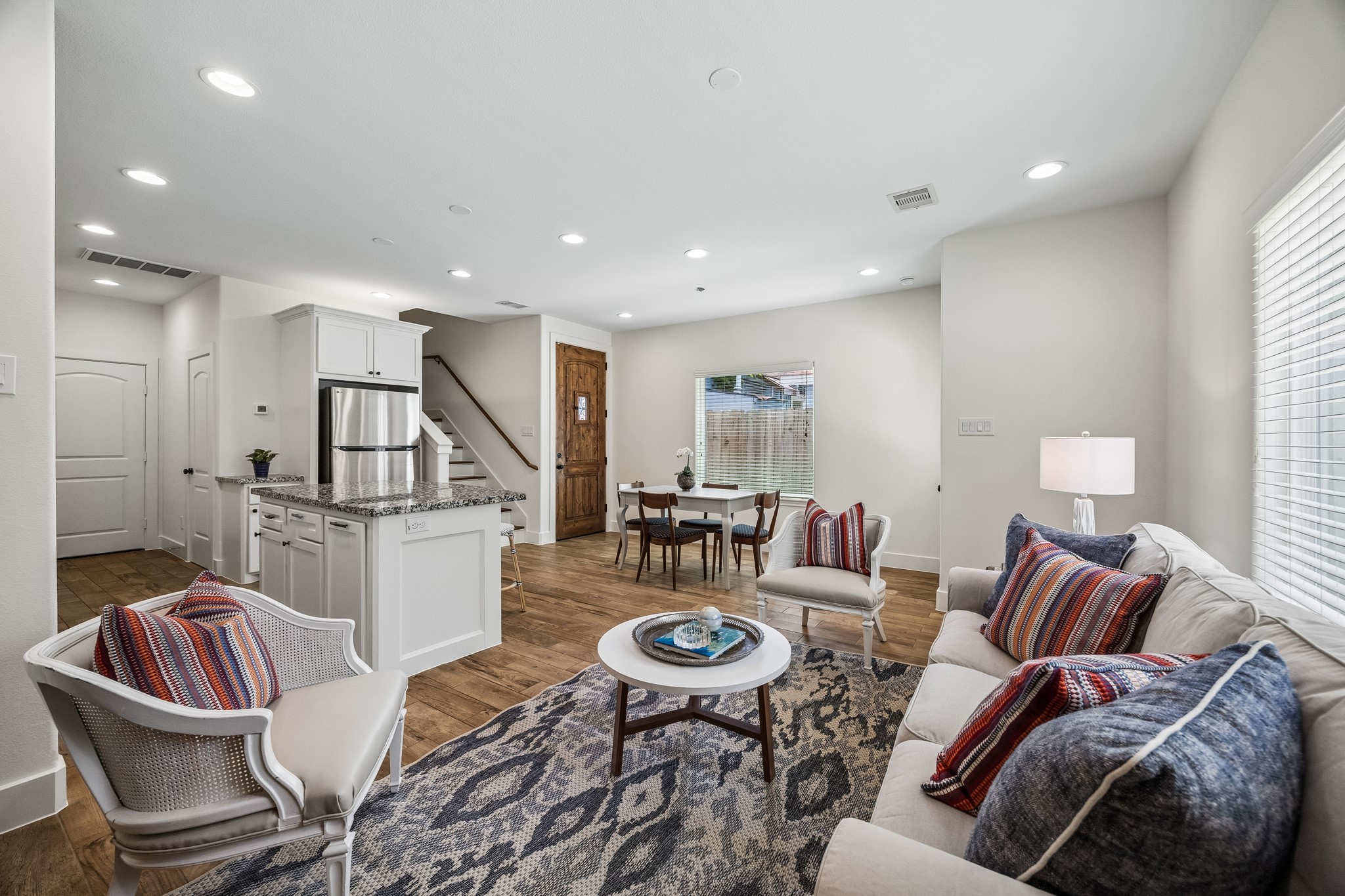  3605 Billingsley Street A - 物件實景