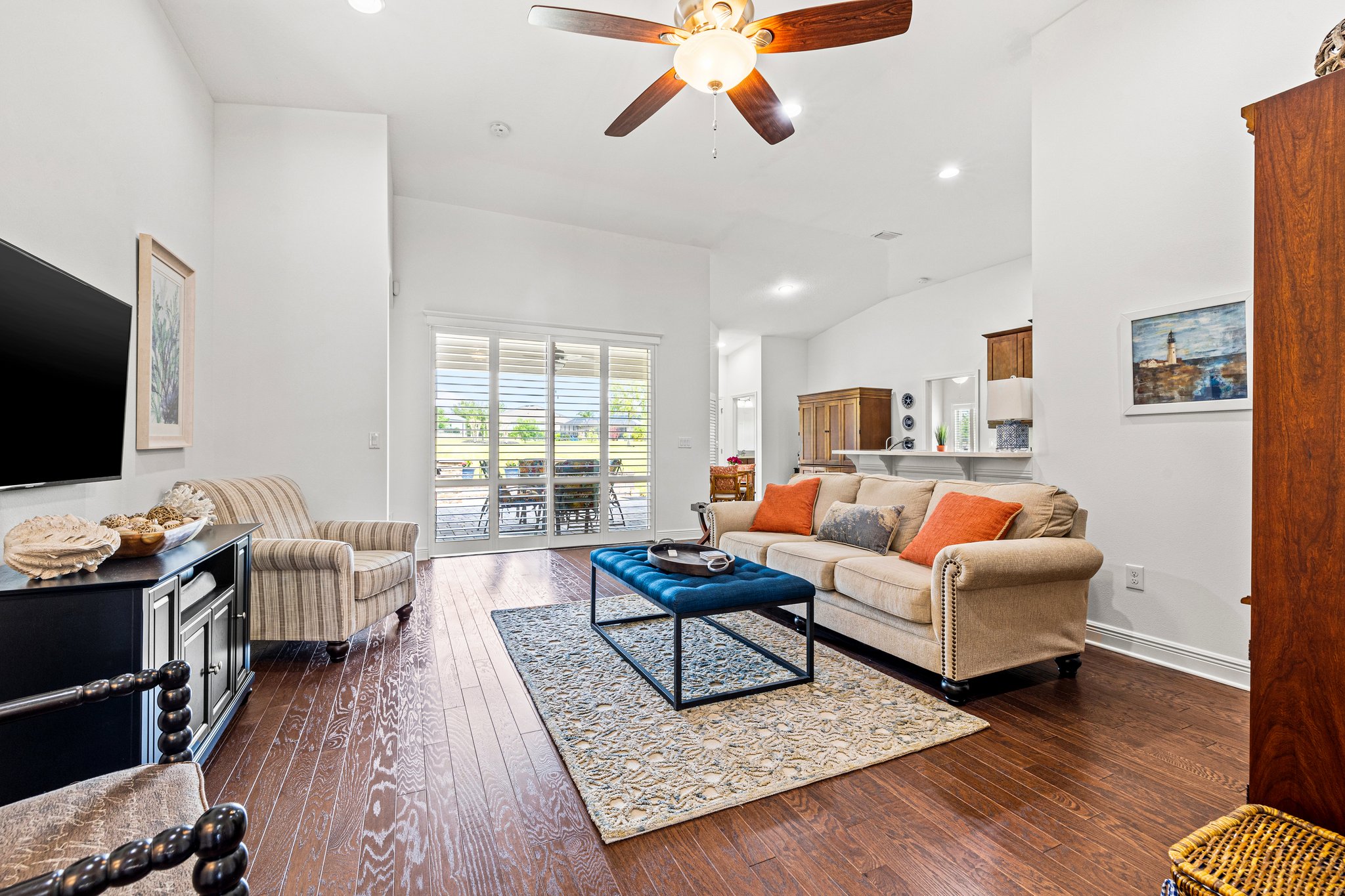 Dade City, Florida, 33525, United States, 4 Bedrooms Bedrooms, ,3 BathroomsBathrooms,Residential,For Sale,1854266