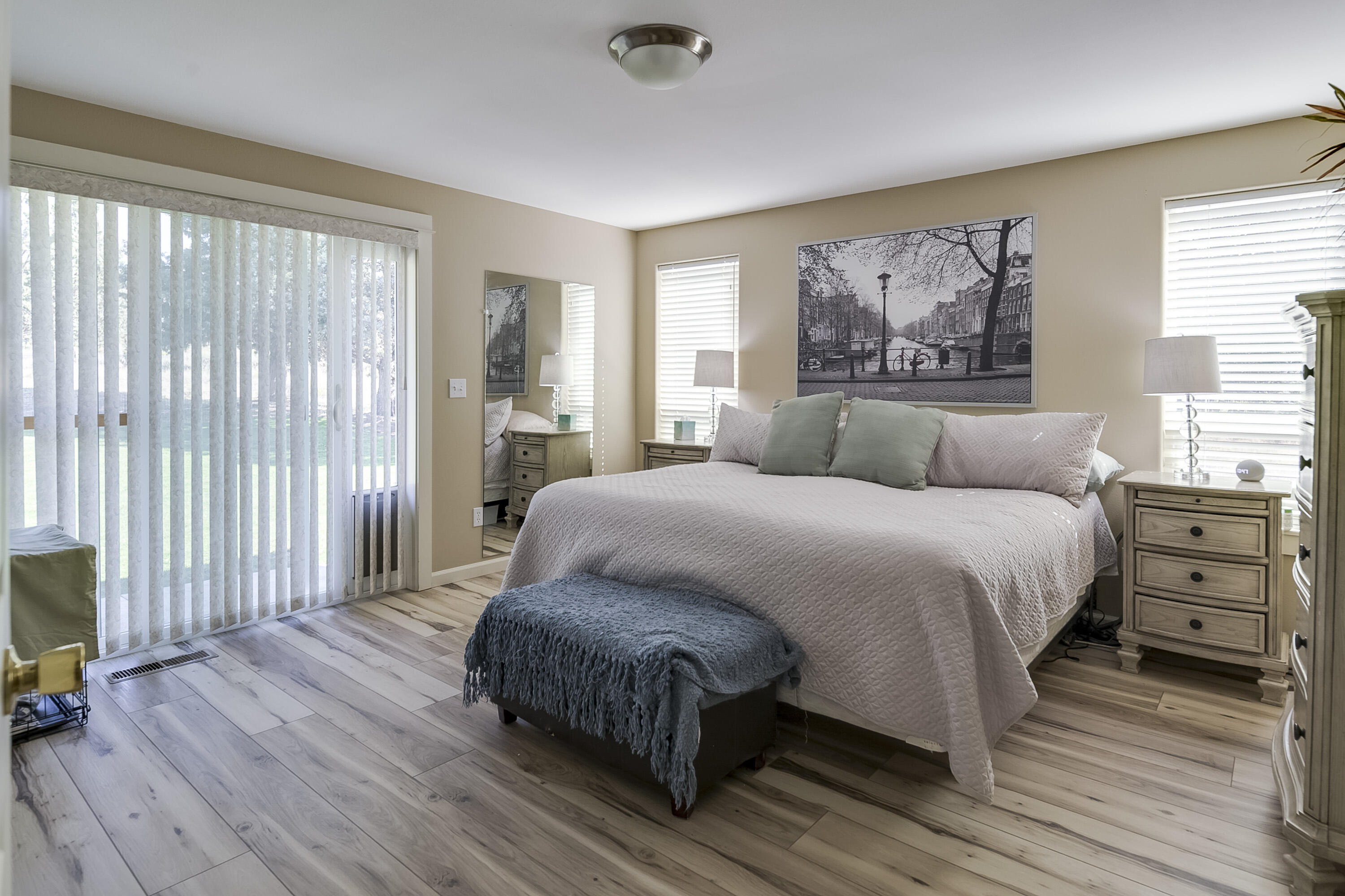 Prineville, Oregon, 97754, United States, 3 Bedrooms Bedrooms, ,2 BathroomsBathrooms,Residential,For Sale,1931921