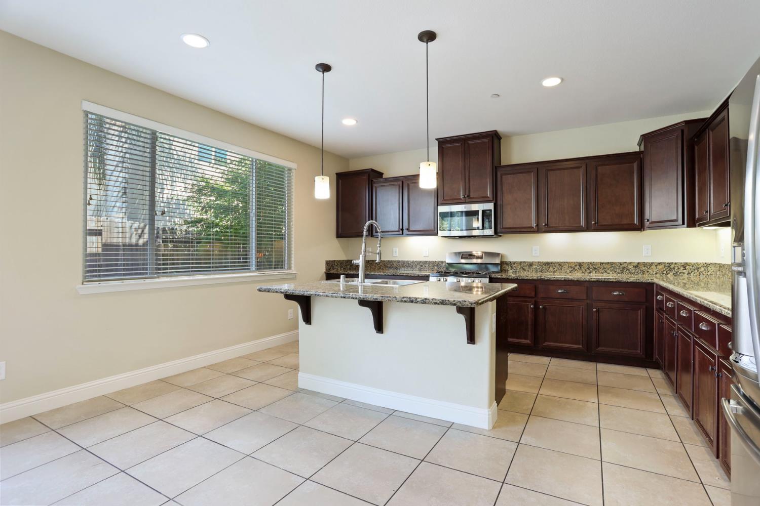 Stockton, California, 95209, United States, 5 Bedrooms Bedrooms, ,3 BathroomsBathrooms,Residential,For Sale,1931526