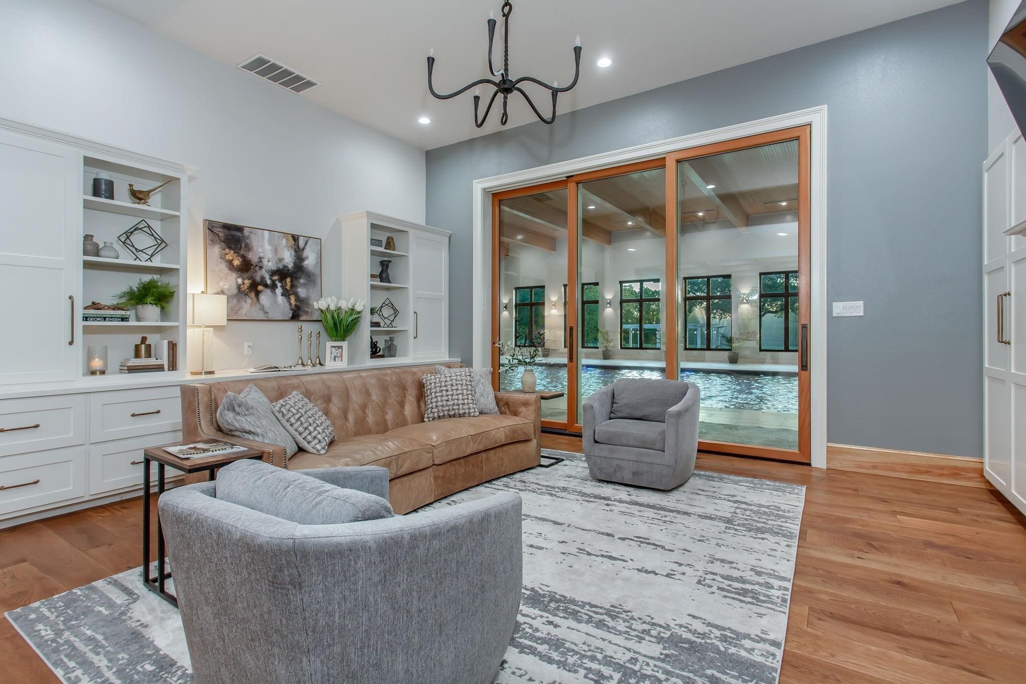 Waxahachie, Texas, 75165, United States, 6 Bedrooms Bedrooms, ,9 BathroomsBathrooms,Residential,For Sale,1761768
