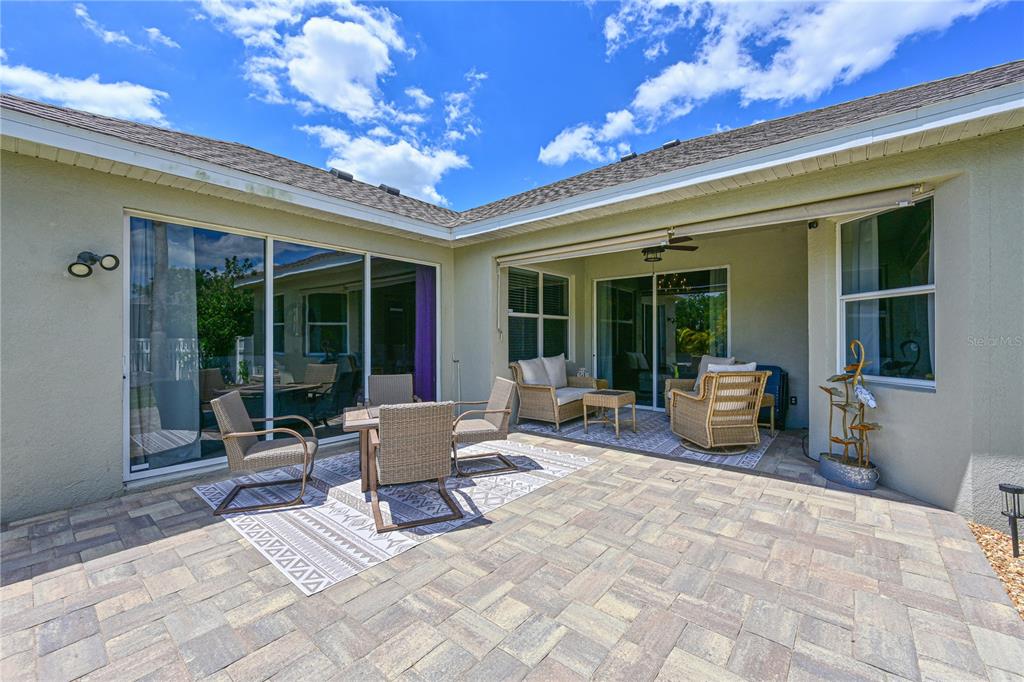 Bradenton, Florida, 34212, United States, 5 Bedrooms Bedrooms, ,3 BathroomsBathrooms,Residential,For Sale,1897819