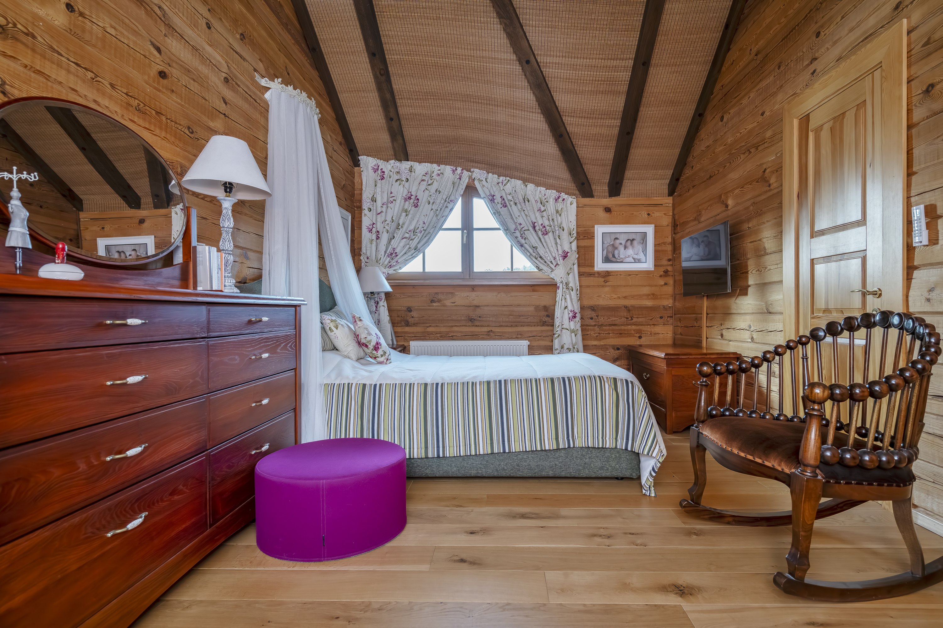  Romantic family homestead with a long lakeside - 物件實景