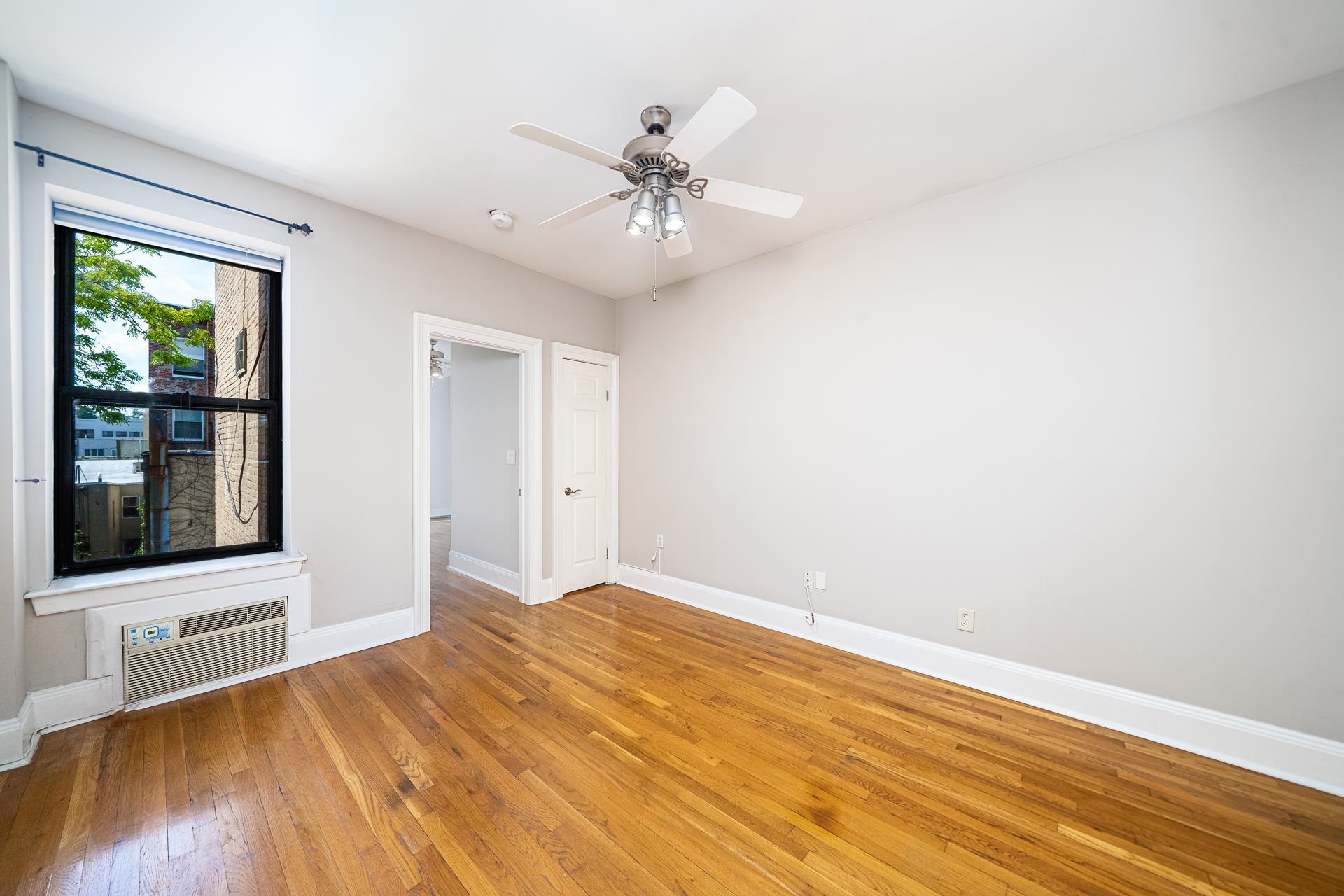 Hoboken, New Jersey, 07030, United States, 2 Bedrooms Bedrooms, ,1 BathroomBathrooms,Residential,For Sale,1960602