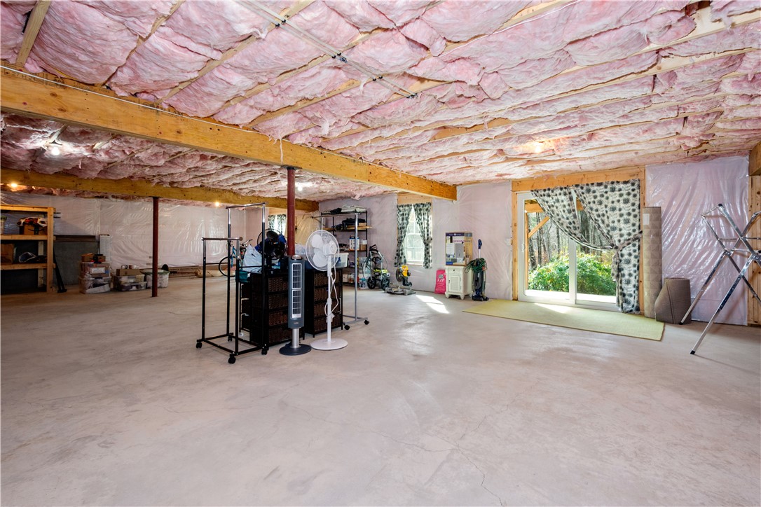 Burrillville, Rhode Island, 02858, United States, 3 Bedrooms Bedrooms, ,2 BathroomsBathrooms,Residential,For Sale,1991043