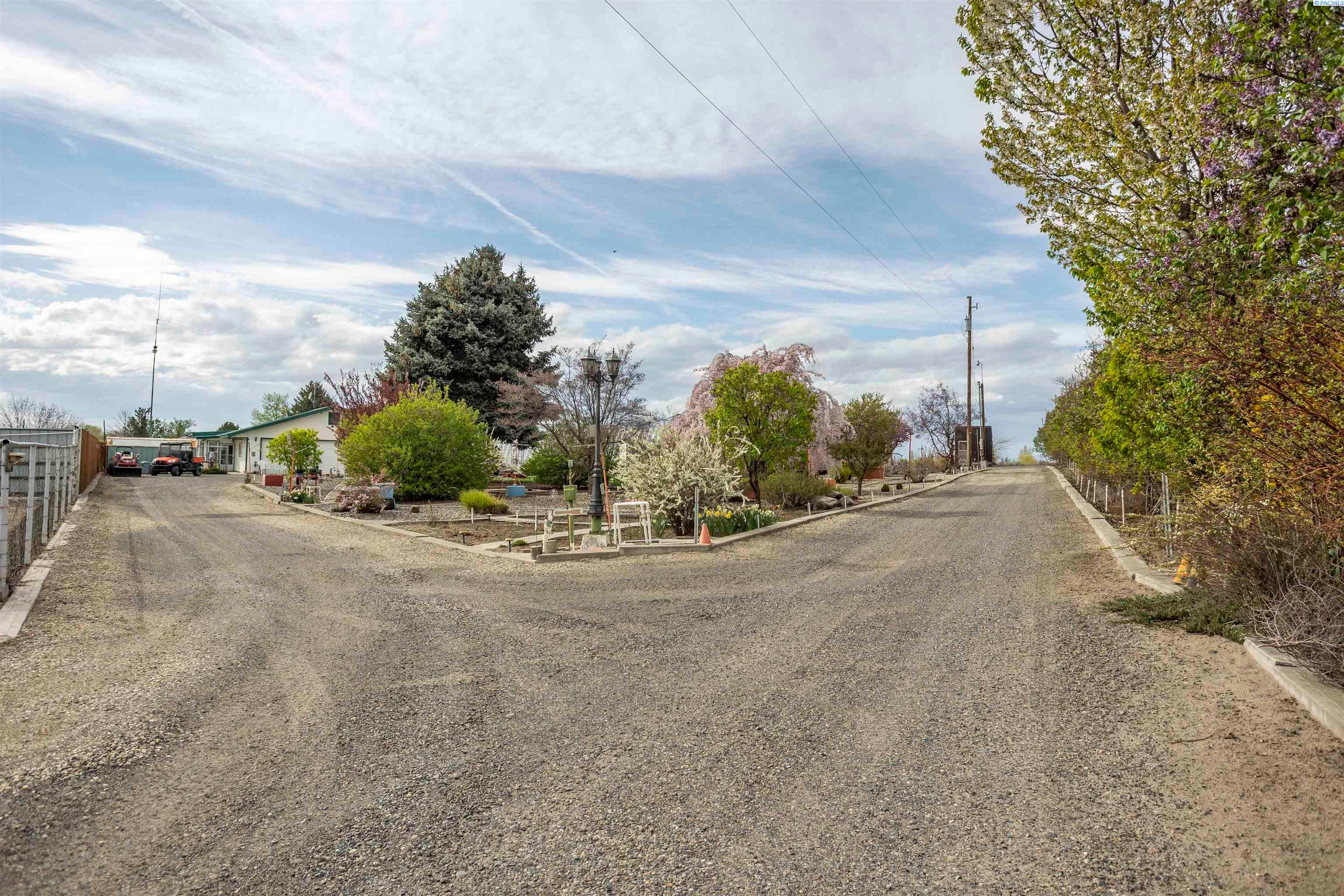 Granger, Washington, 98932, United States, 4 Bedrooms Bedrooms, ,1 BathroomBathrooms,Residential,For Sale,1975233