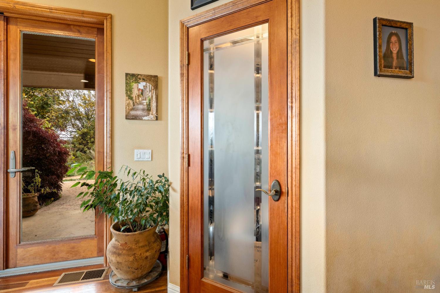 Kelseyville, California, 95451, United States, 5 Bedrooms Bedrooms, ,7 BathroomsBathrooms,Residential,For Sale,2000085