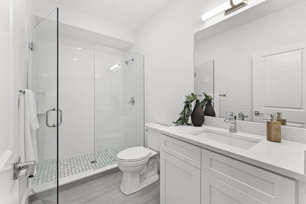 Marlborough, Massachusetts, 01752, United States, 2 Bedrooms Bedrooms, ,3 BathroomsBathrooms,Residential,For Sale,1997186