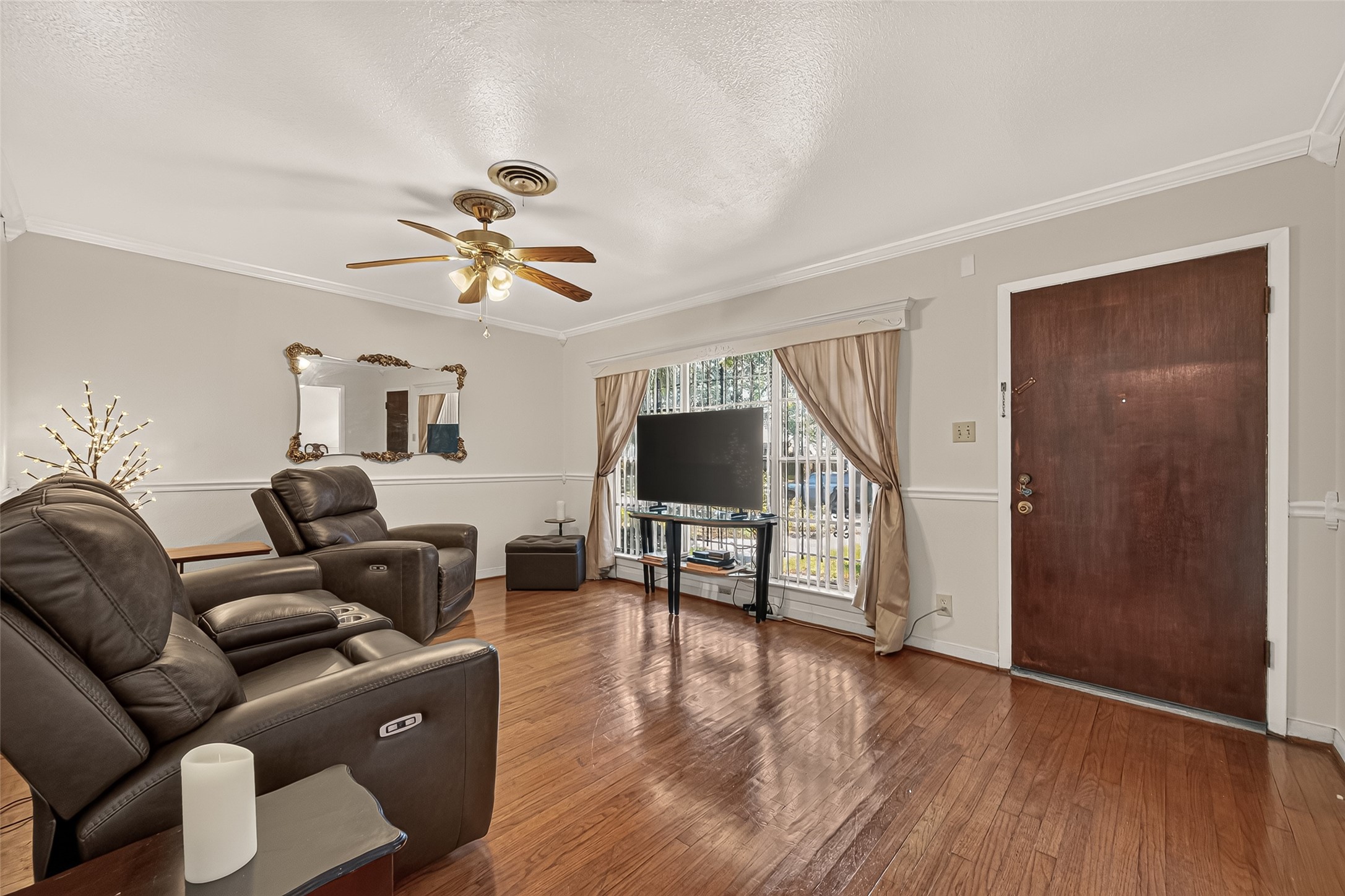 6655 Wildwood Way - 物件實景