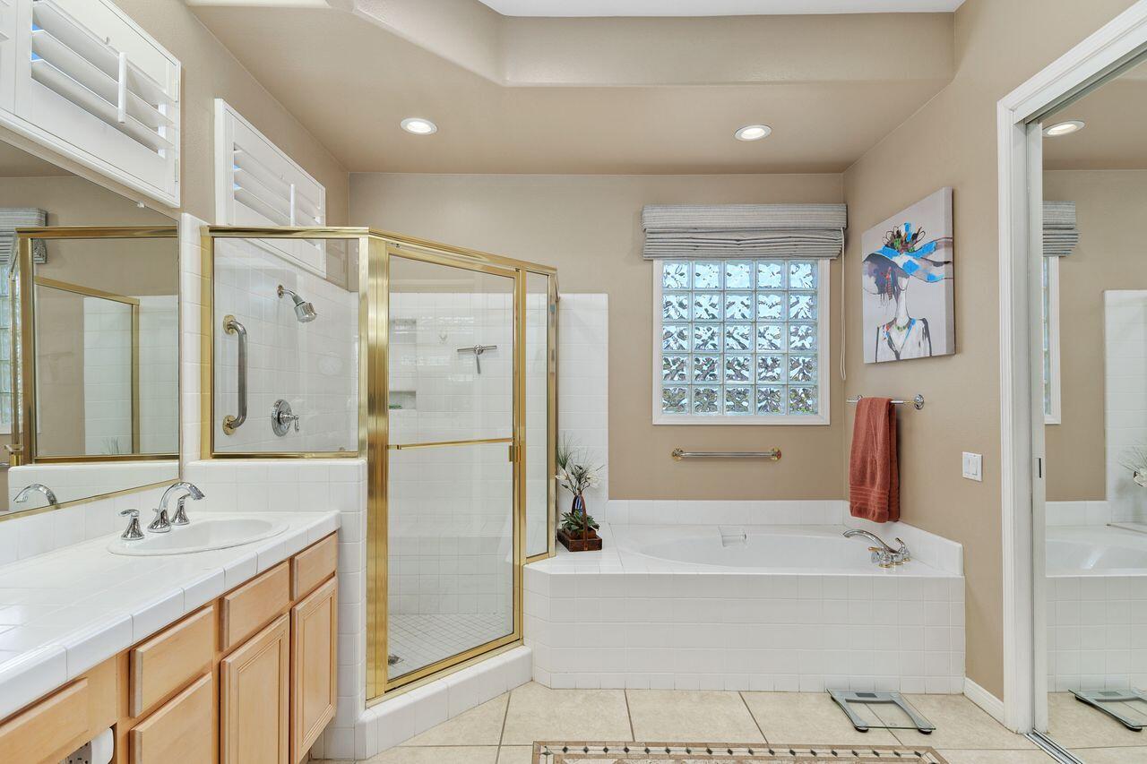 Palm Desert, California, 92211, United States, 3 Bedrooms Bedrooms, ,3 BathroomsBathrooms,Residential,For Sale,1827813