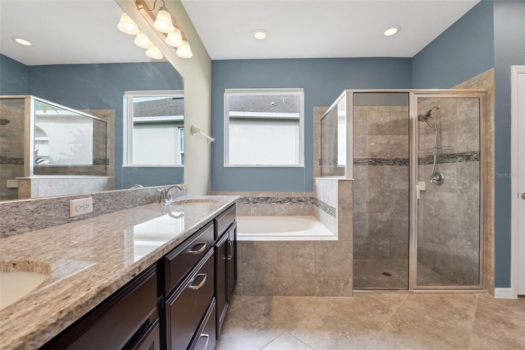 Winter Garden, Florida, 34787, United States, 3 Bedrooms Bedrooms, ,2 BathroomsBathrooms,Residential,For Sale,1878669