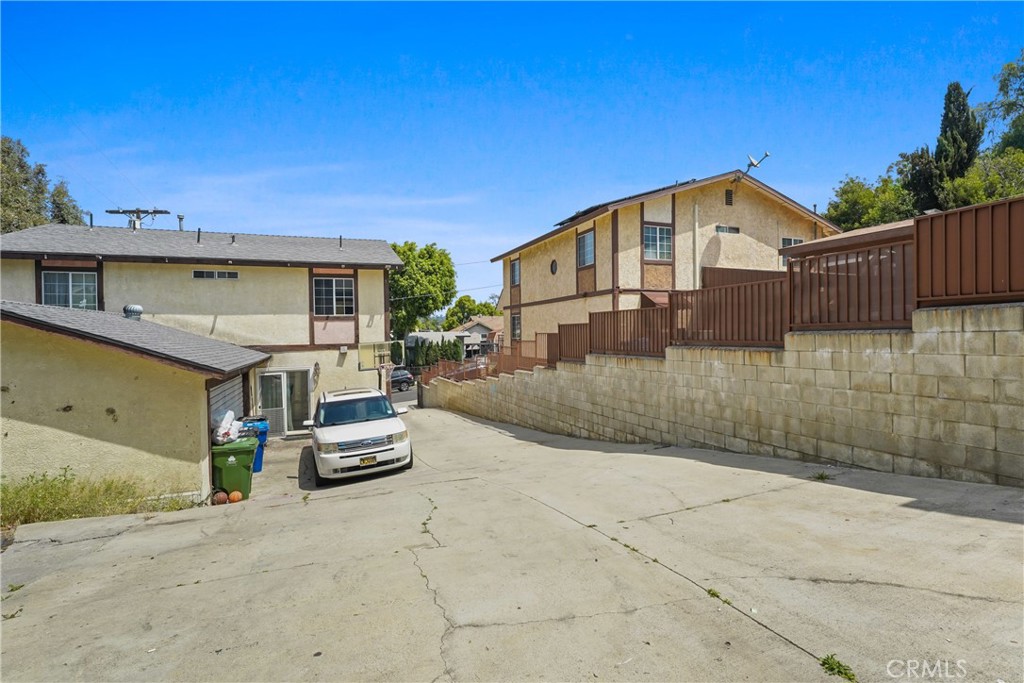 Los Angeles, California, 90032, United States, ,Residential,For Sale,1981106