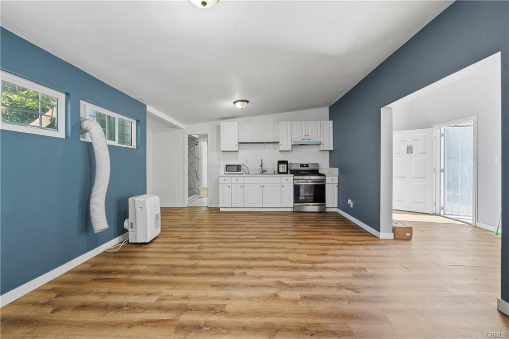 Huntington Park, California, 90255, United States, 3 Bedrooms Bedrooms, ,2 BathroomsBathrooms,Residential,For Sale,2006078