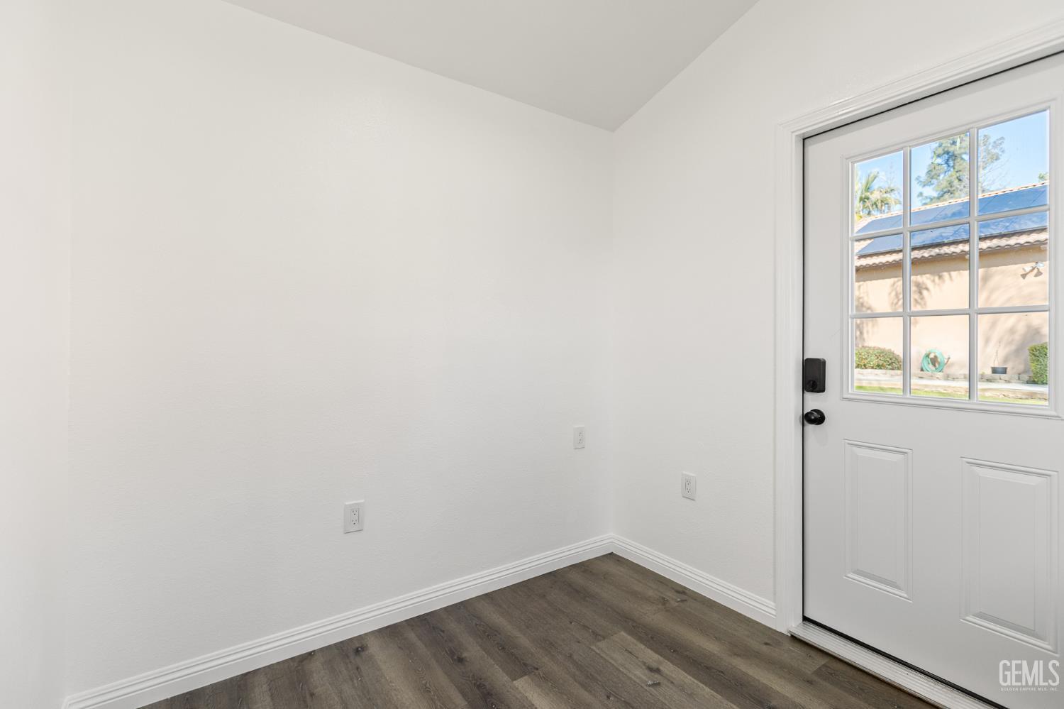 Lindsay, California, 93274, United States, 3 Bedrooms Bedrooms, ,2 BathroomsBathrooms,Residential,For Sale,2013537