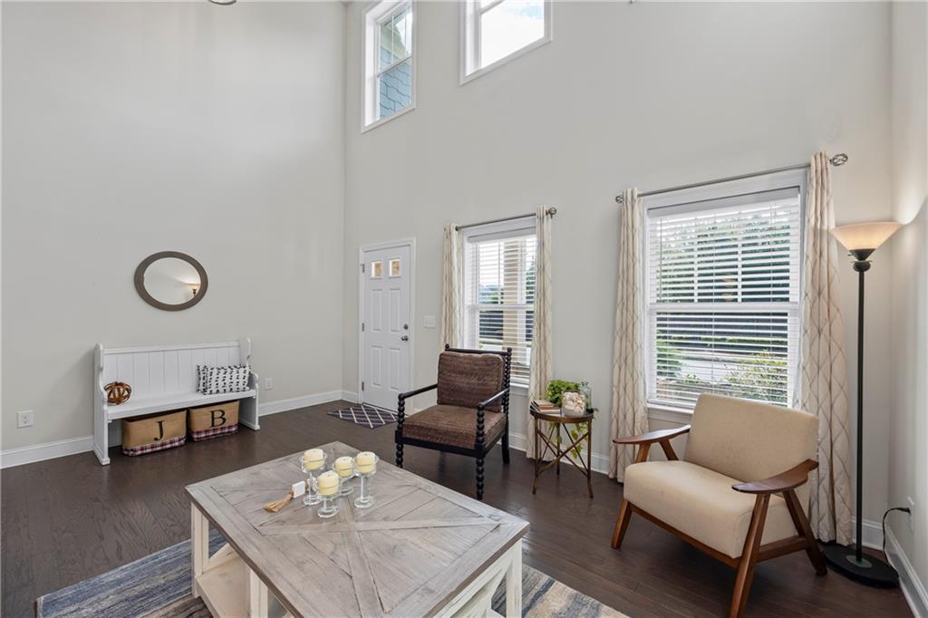 Cumming, Georgia, 30028, United States, 5 Bedrooms Bedrooms, ,4 BathroomsBathrooms,Residential,For Sale,1976985