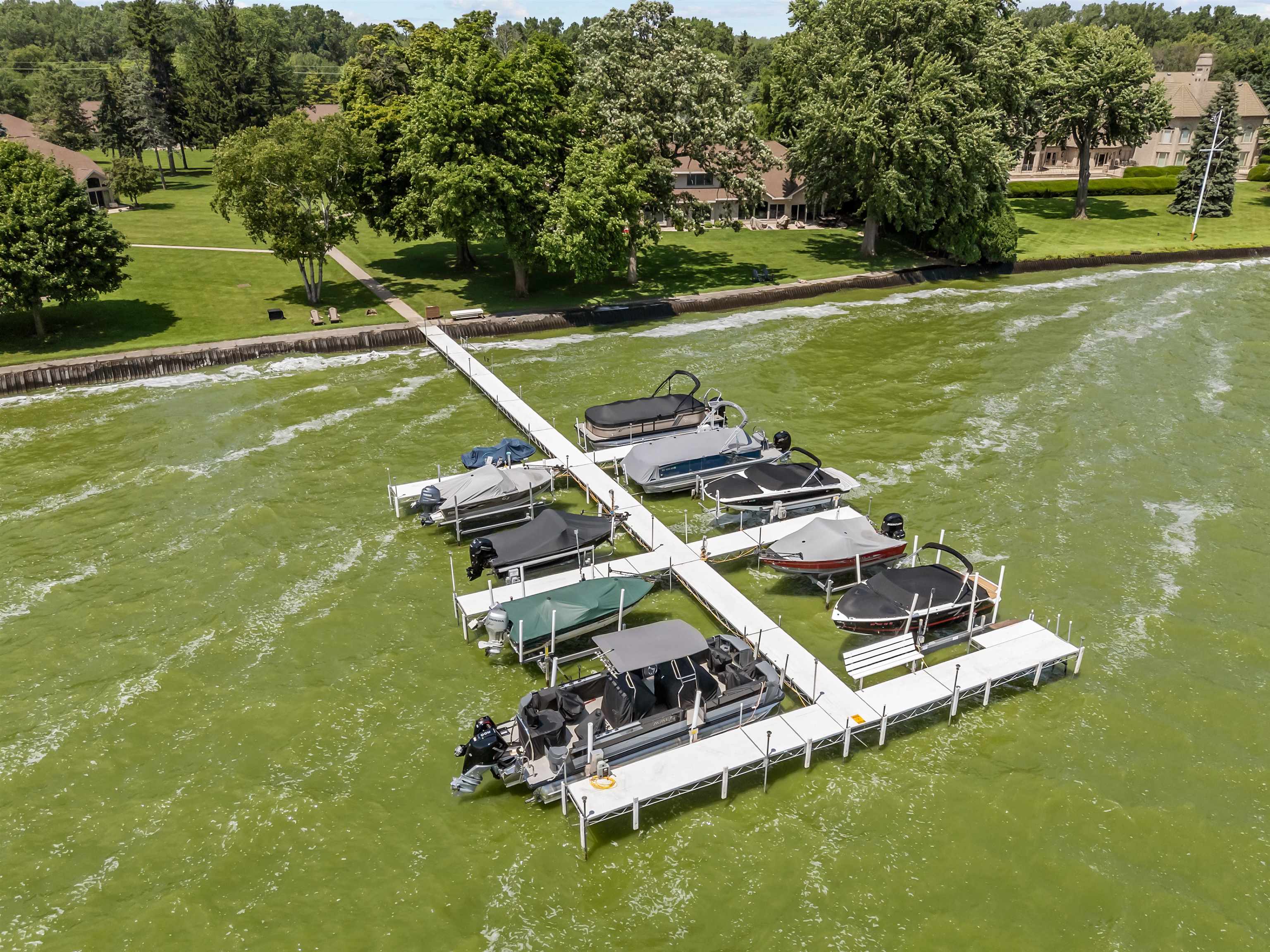 Menasha, Wisconsin, 54952, United States, 3 Bedrooms Bedrooms, ,3 BathroomsBathrooms,Residential,For Sale,1904355