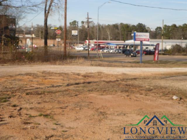 604 US HWY 271 S, Gilmer, Texas, 75644, United States, ,Residential,For Sale,604 US HWY 271 S,1682953
