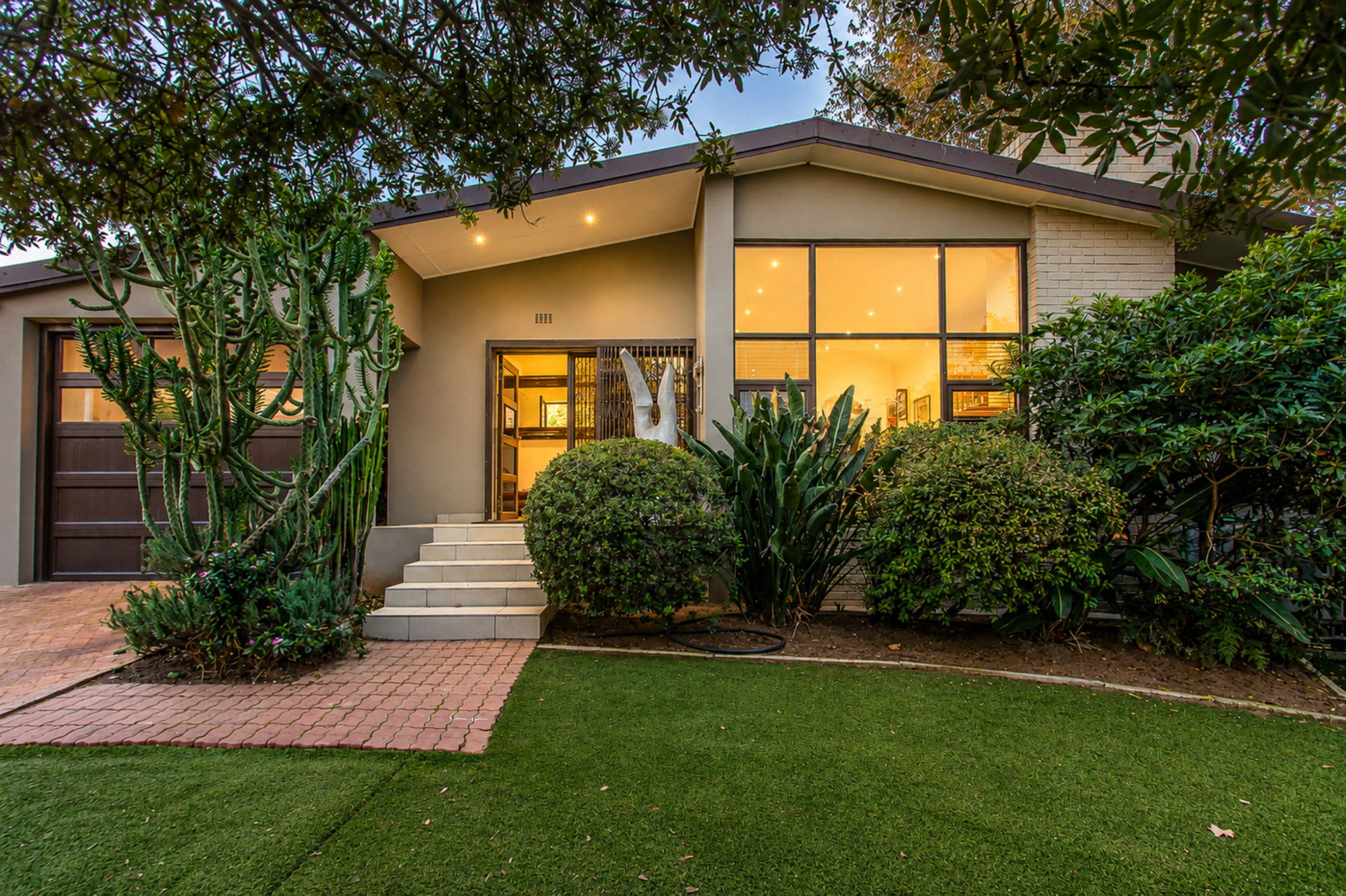  Family home in sought-after Courtrai, Paarl - 物件實景