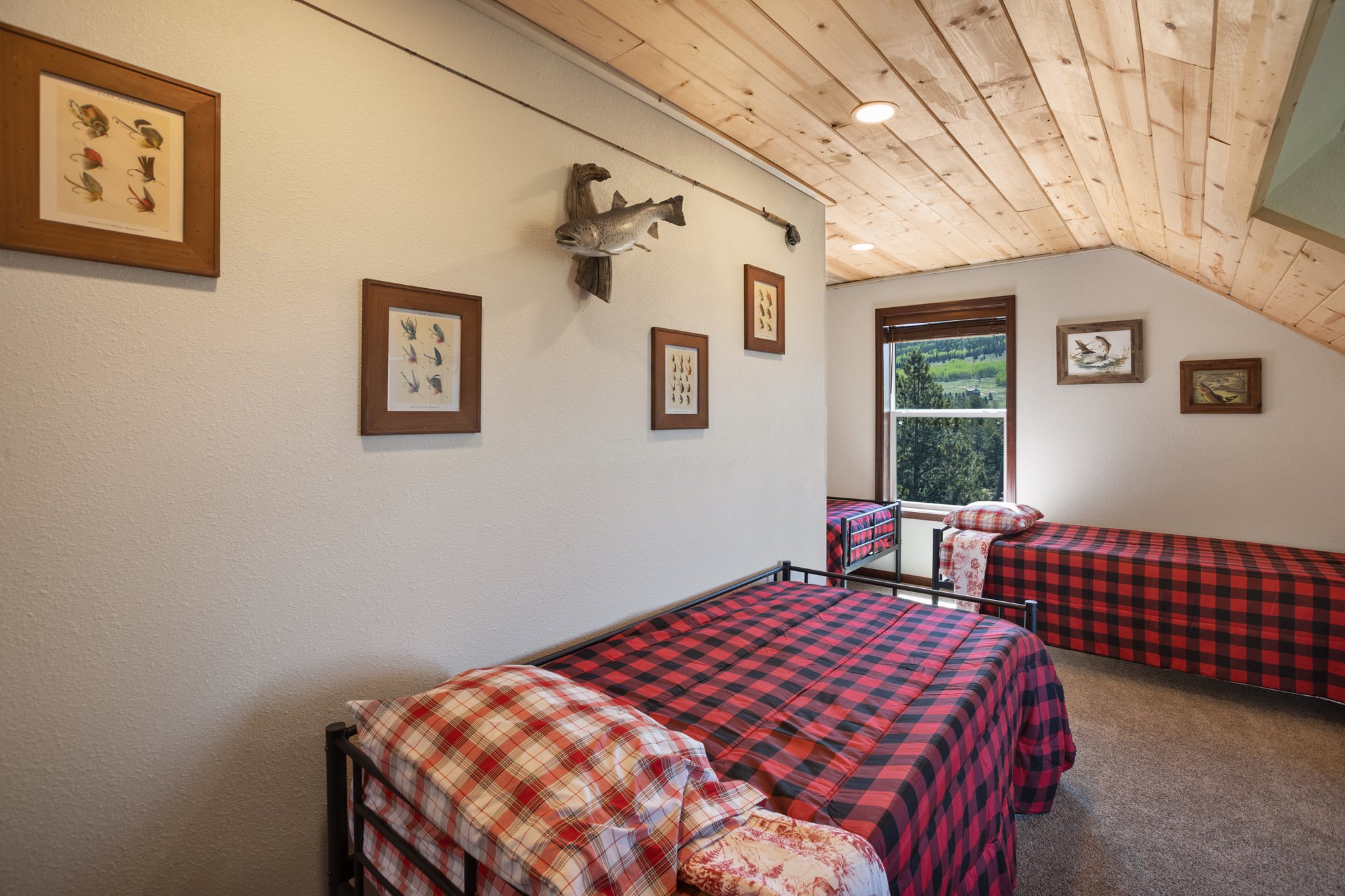 Cripple Creek, Colorado, 80813, United States, 4 Bedrooms Bedrooms, ,3 BathroomsBathrooms,Residential,For Sale,1856963