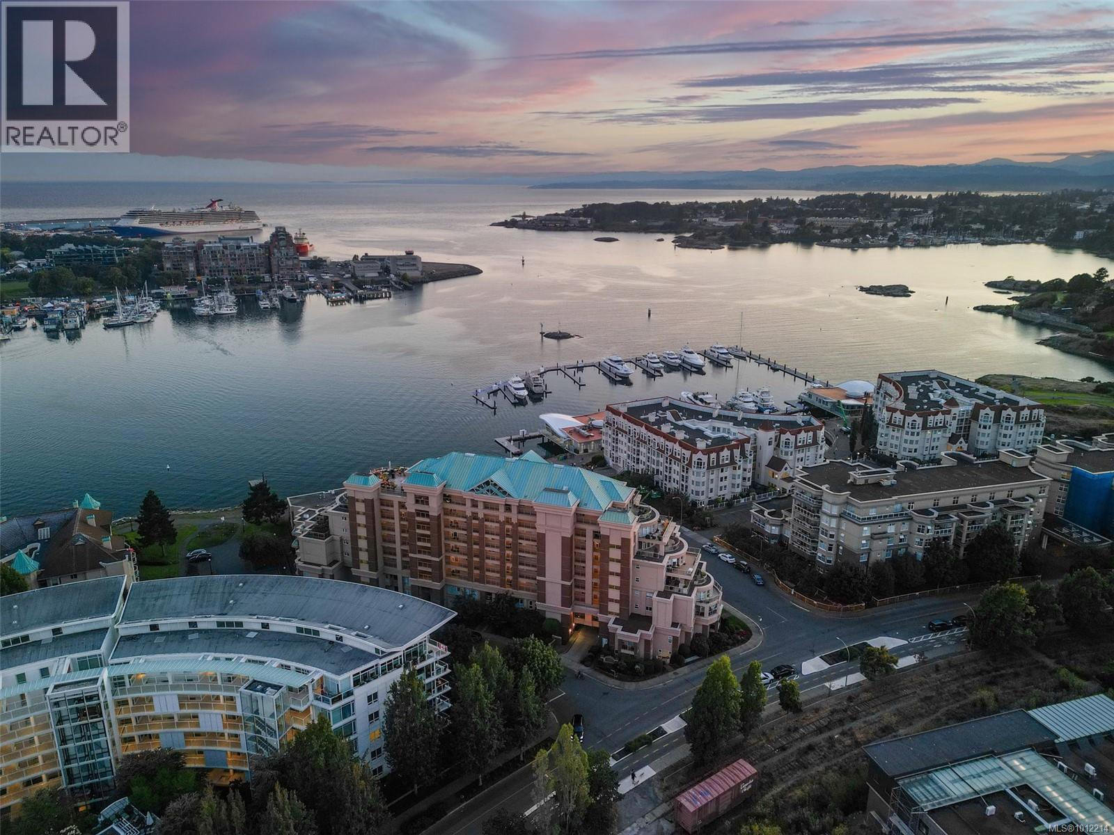 VICTORIA, British Columbia, V9A 7M5, CA, 4 Bedrooms Bedrooms, ,4 BathroomsBathrooms,Residential,For Sale,1947216