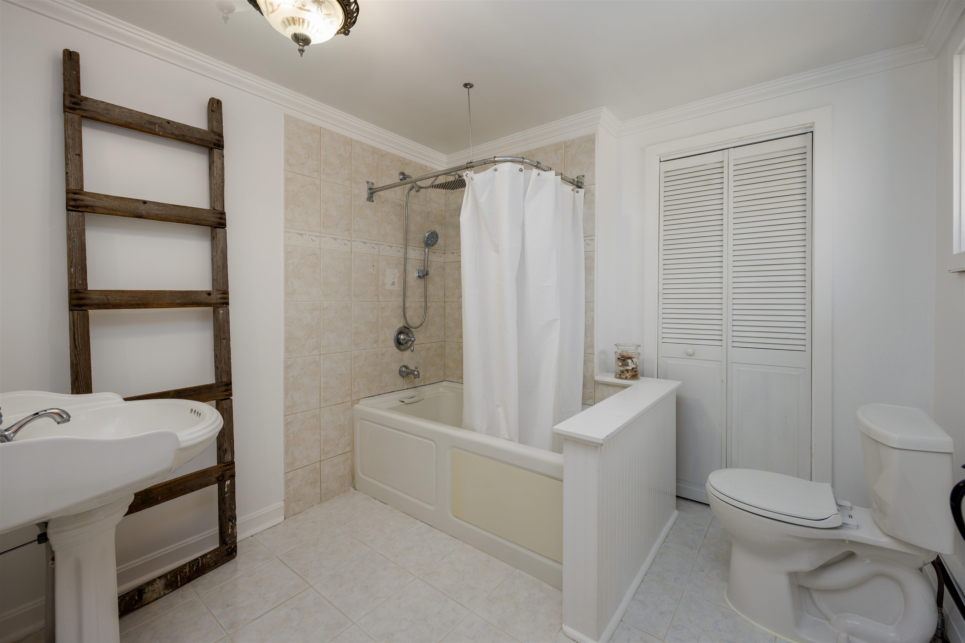 Unity, New Hampshire, 03773, United States, 4 Bedrooms Bedrooms, ,2 BathroomsBathrooms,Residential,For Sale,1986212