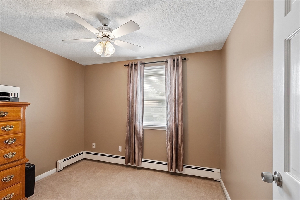 Beverly, Massachusetts, 01915, United States, 3 Bedrooms Bedrooms, ,2 BathroomsBathrooms,Residential,For Sale,1912054