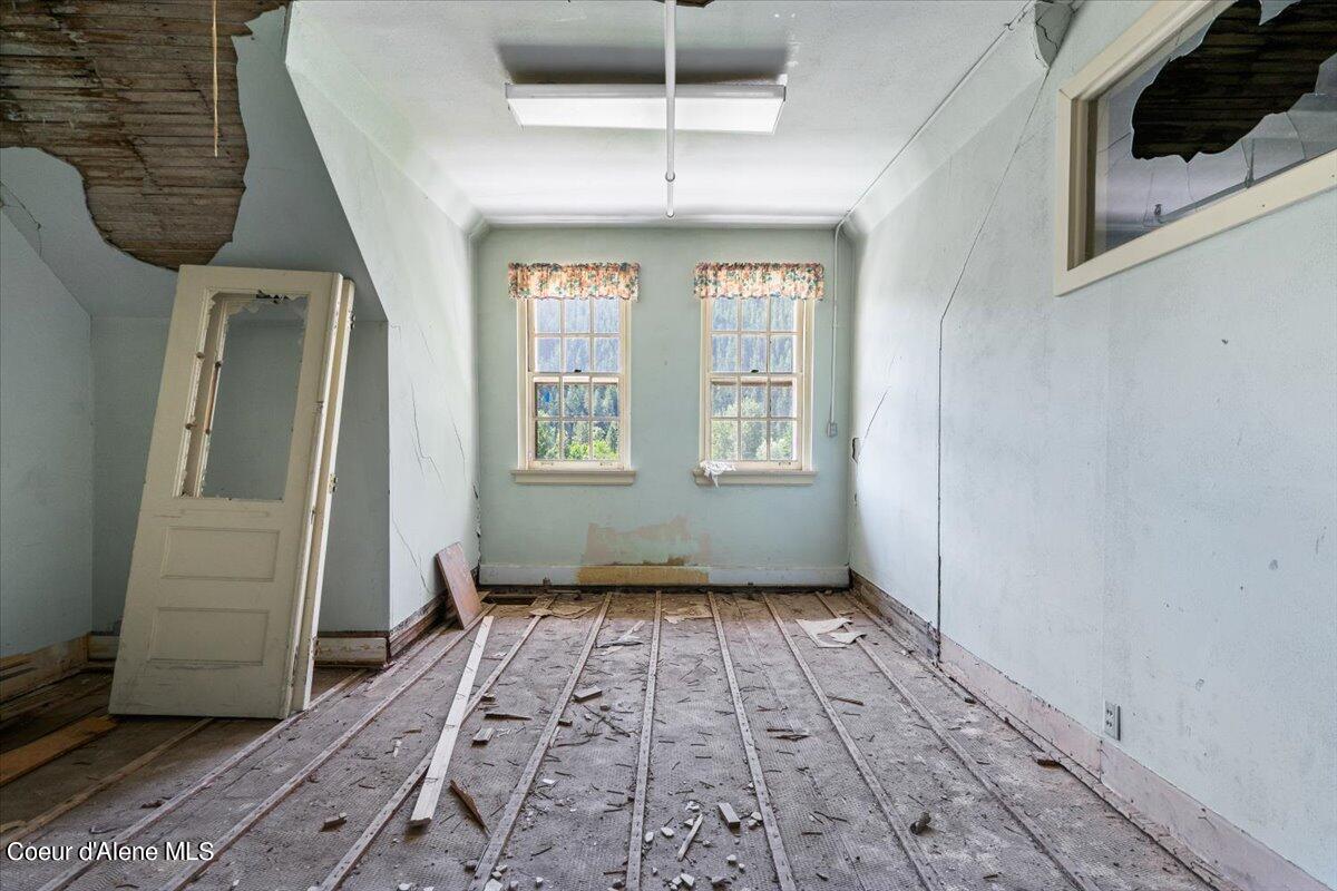 Silverton, Idaho, 83867, United States, 36 Bedrooms Bedrooms, ,Residential,For Sale,1974428