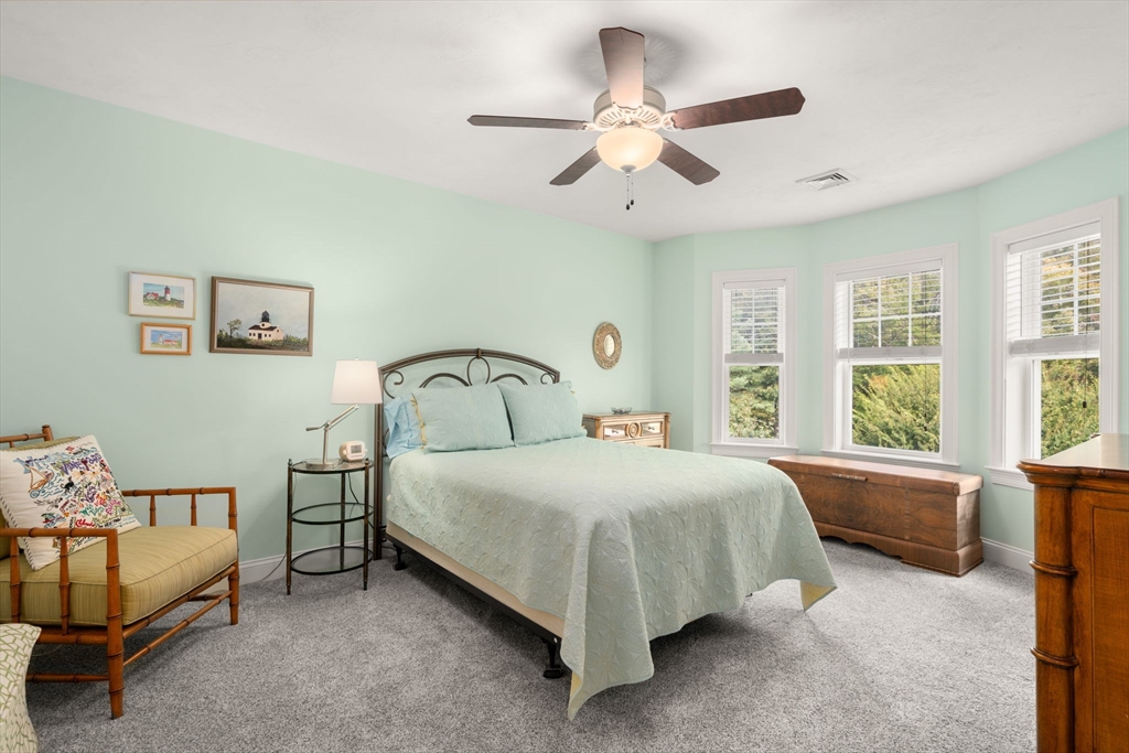 Bellingham, Massachusetts, 02019, United States, 2 Bedrooms Bedrooms, ,2 BathroomsBathrooms,Residential,For Sale,1938728