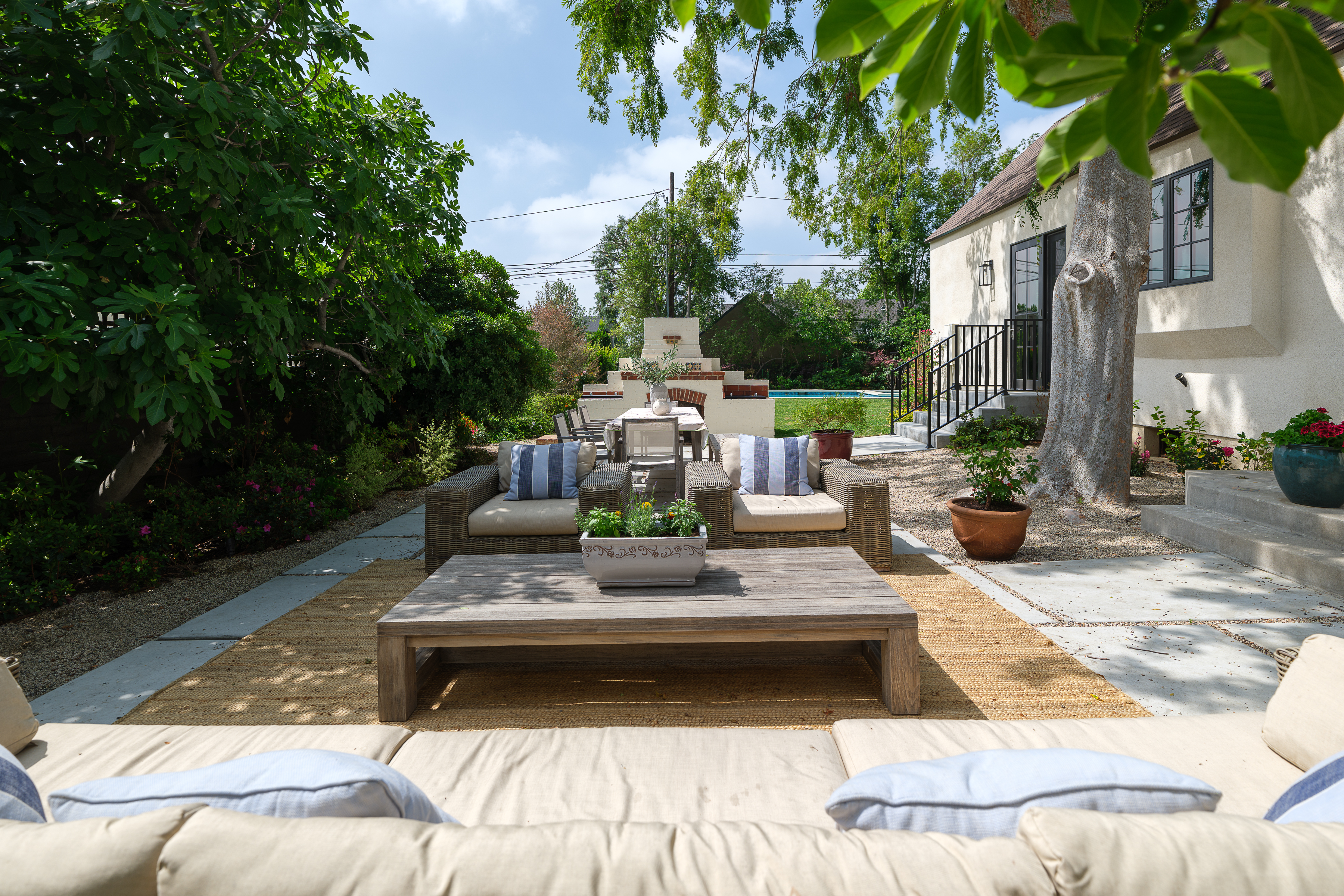  2384 East Orange Grove Boulevard - 物件實景