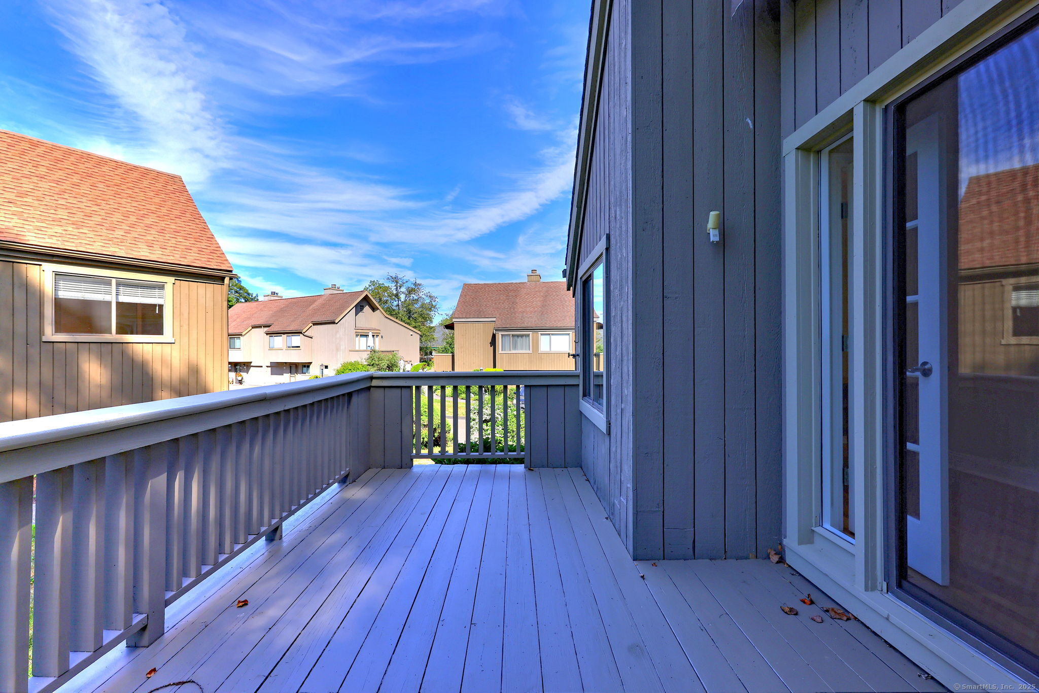 Stratford, Connecticut, 06614, United States, 1 Bedroom Bedrooms, ,3 BathroomsBathrooms,Residential,For Sale,1925931