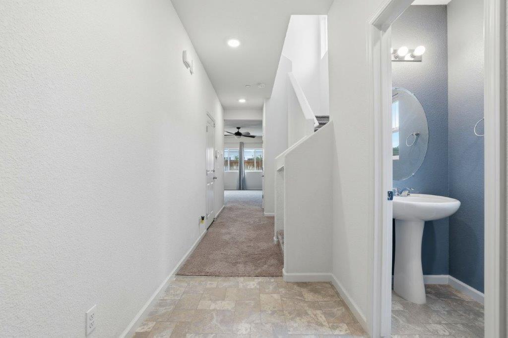 Sacramento, California, 95834, United States, 3 Bedrooms Bedrooms, ,3 BathroomsBathrooms,Residential,For Sale,1992376