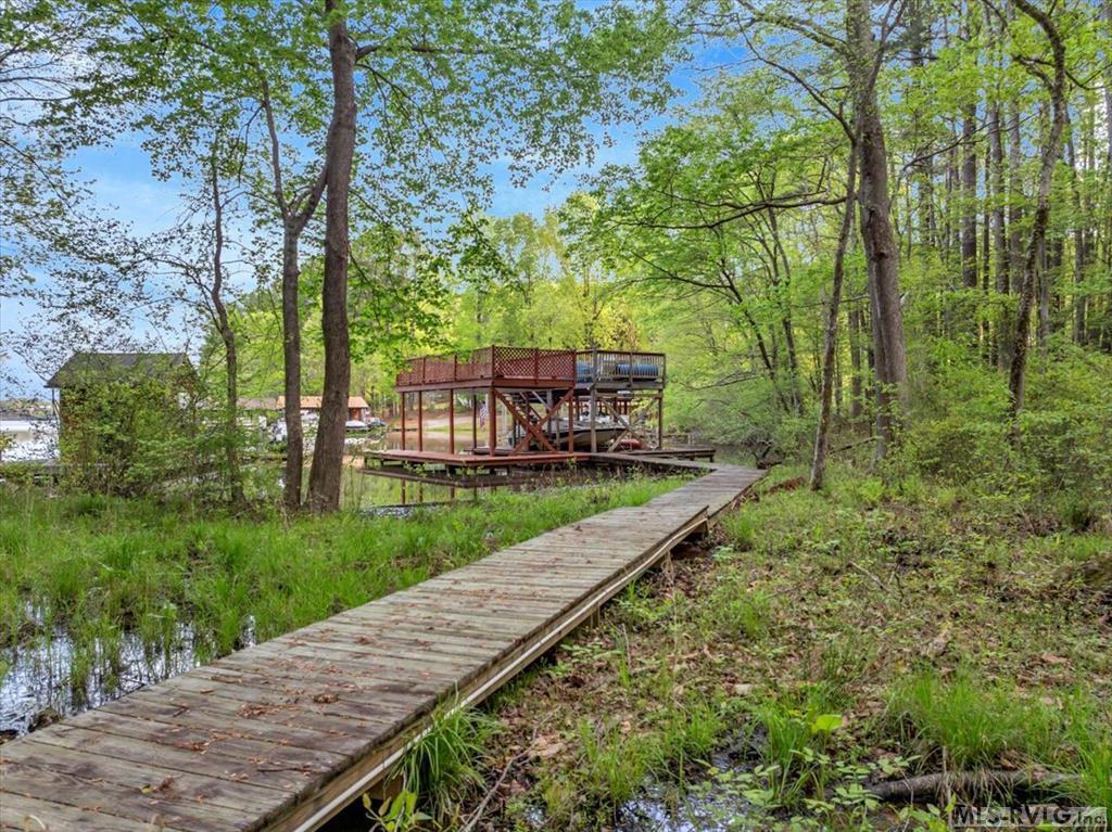 20 Breezewood Rd, Boydton, Virginia, 23917, United States, 3 Bedrooms Bedrooms, ,3 BathroomsBathrooms,Residential,For Sale,20 Breezewood Rd,1668454