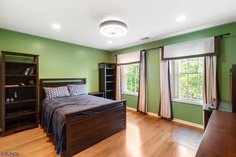 Sparta Twp., New Jersey, 07871, United States, 4 Bedrooms Bedrooms, ,4 BathroomsBathrooms,Residential,For Sale,1847599