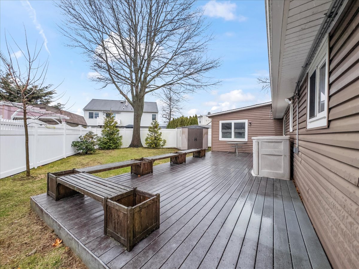 Massapequa, New York, 11758, United States, 5 Bedrooms Bedrooms, ,2 BathroomsBathrooms,Residential,For Sale,1930623
