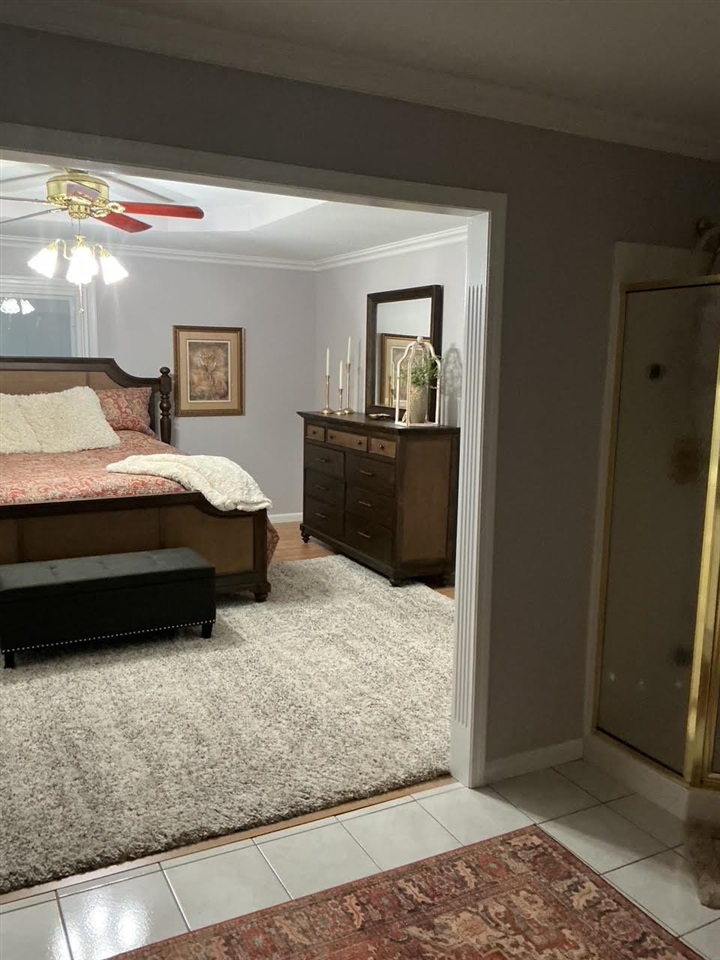 Glasgow, Kentucky, 42141, United States, 4 Bedrooms Bedrooms, ,3 BathroomsBathrooms,Residential,For Sale,1998420