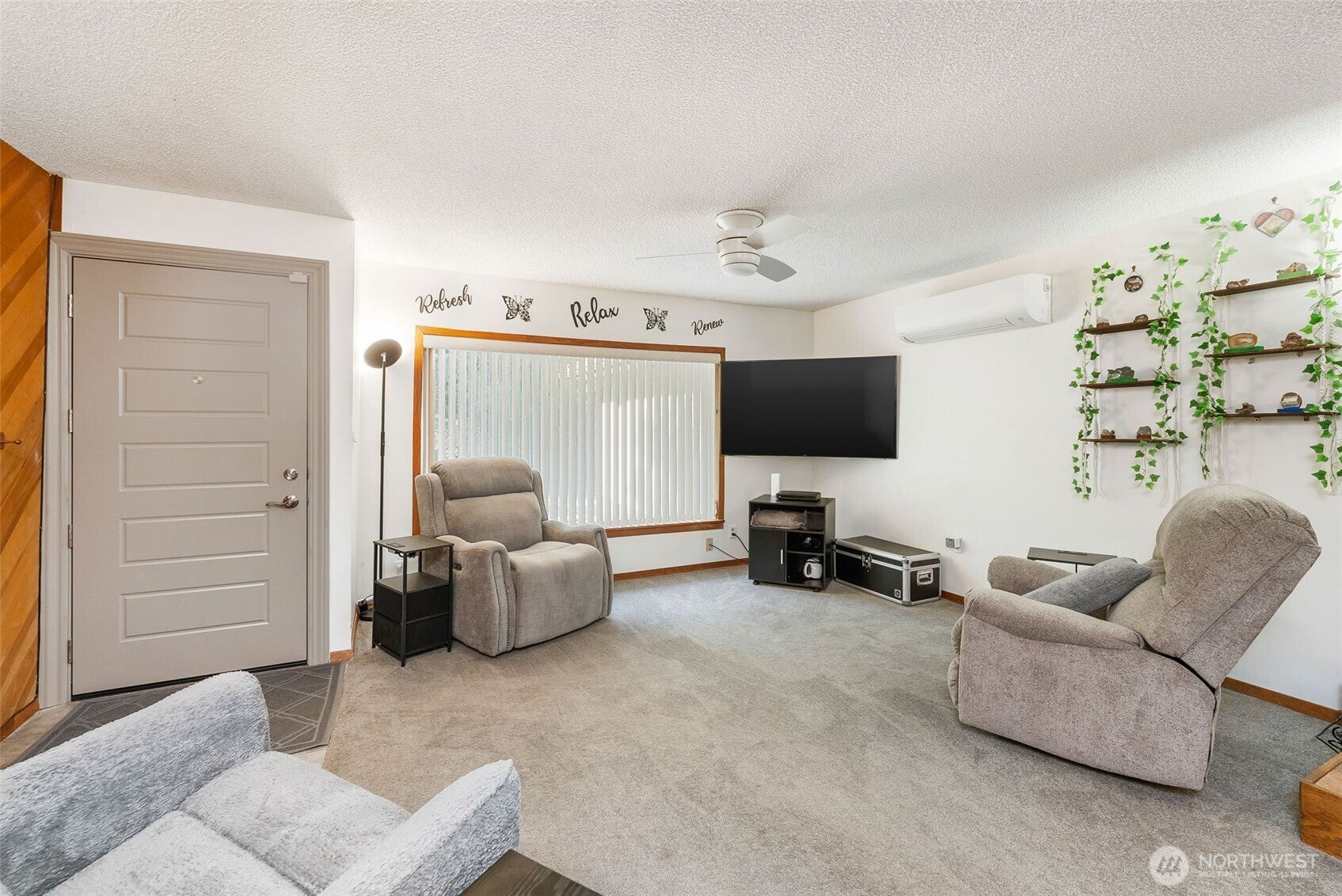 Port Orchard, Washington, 98367, United States, 3 Bedrooms Bedrooms, ,1 BathroomBathrooms,Residential,For Sale,1804600
