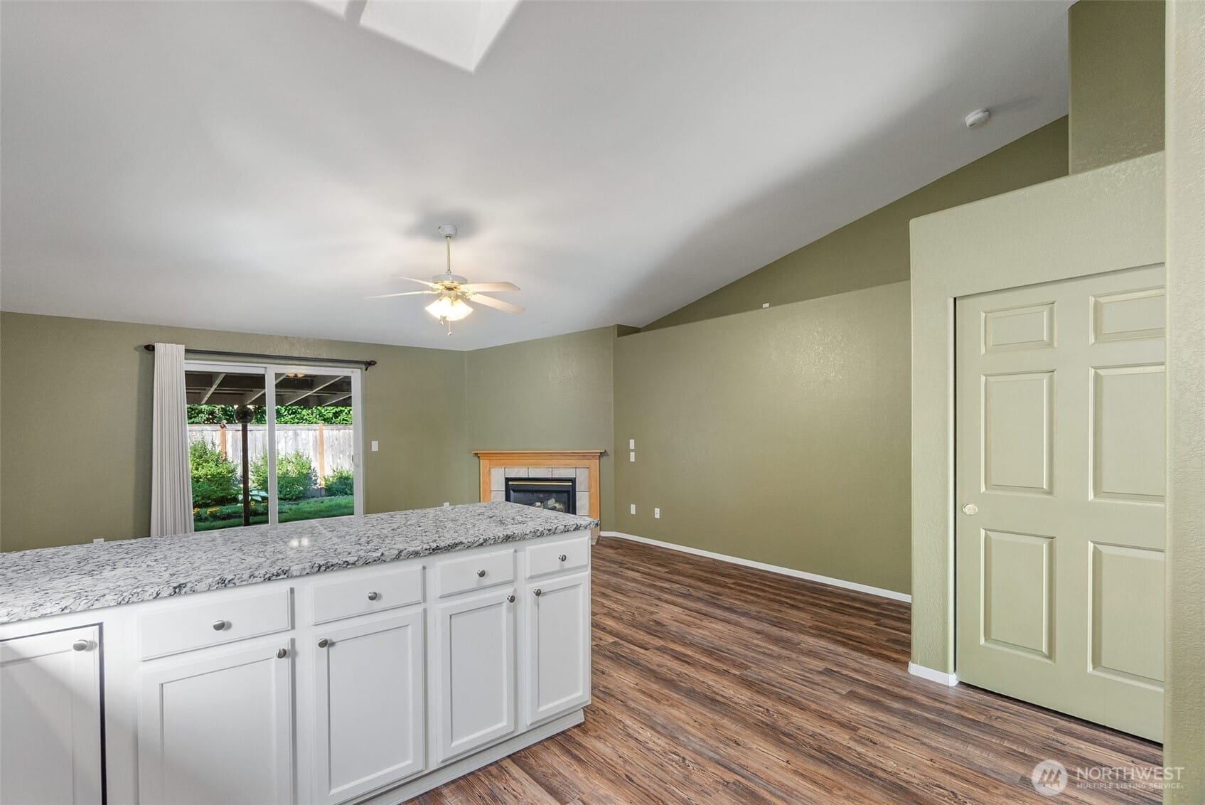 Olympia, Washington, 98501, United States, 3 Bedrooms Bedrooms, ,1 BathroomBathrooms,Residential,For Sale,1939263