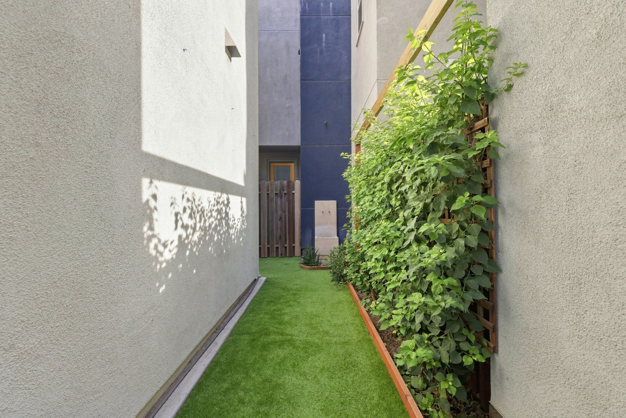  453 Crate Avenue, Sacramento, CA 95818 - 物件實景
