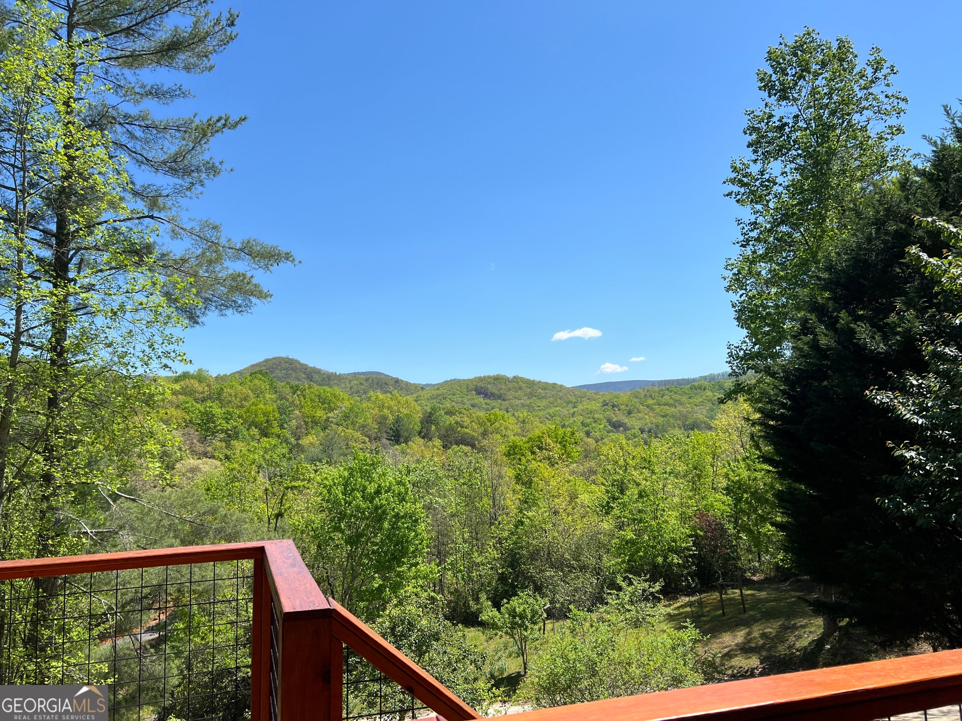 Ellijay, Georgia, 30536, United States, 2 Bedrooms Bedrooms, ,3 BathroomsBathrooms,Residential,For Sale,2035001