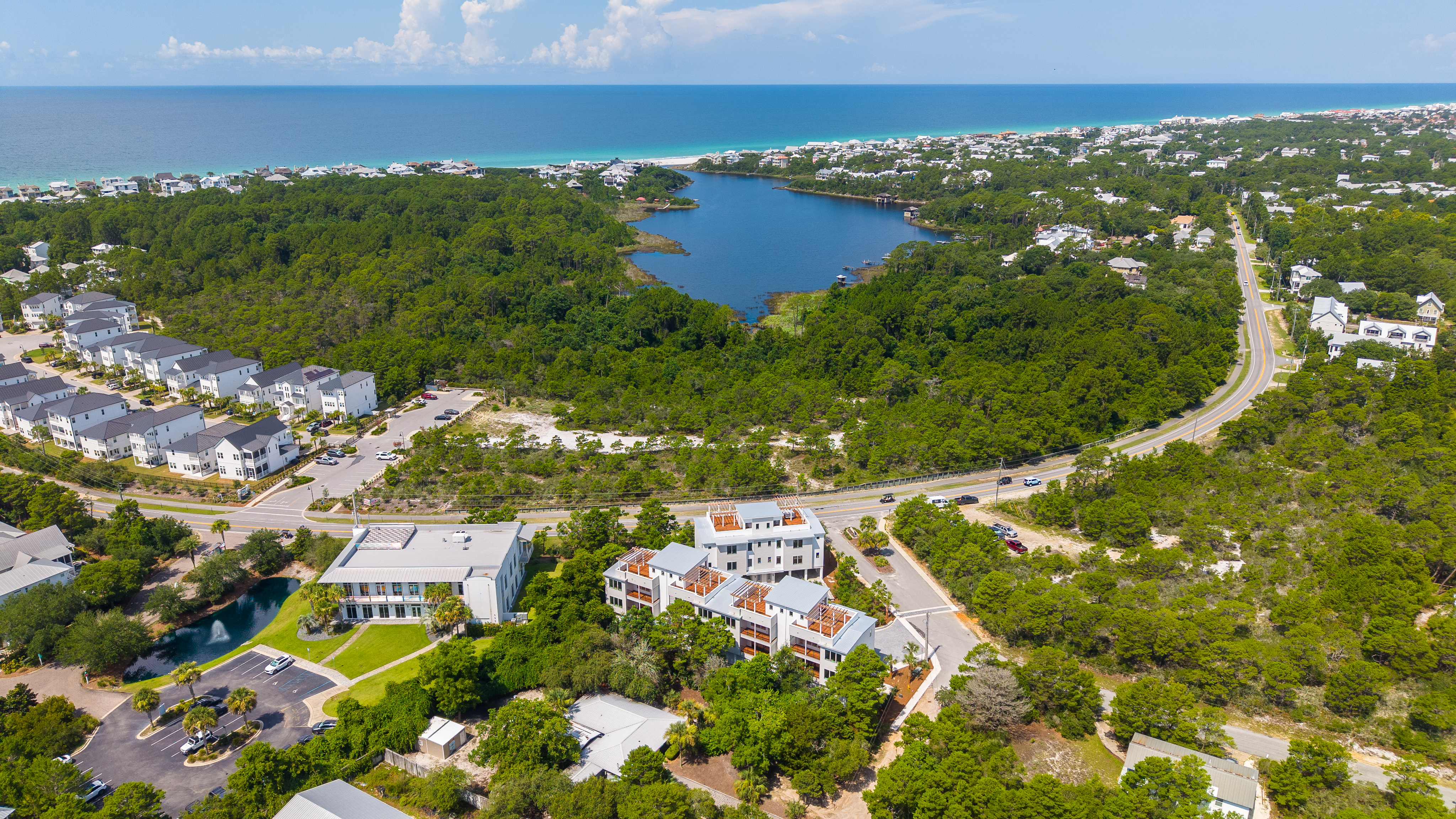  Luxury Townhome with Rooftop Retreat Near Draper Lake and Beach Access - 物件實景
