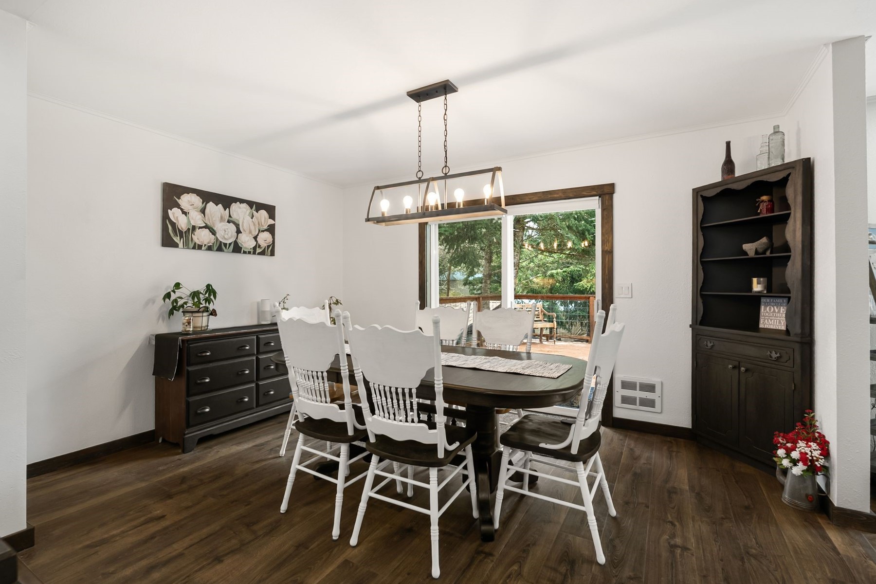  Sagle Multi-Generational - 物件實景