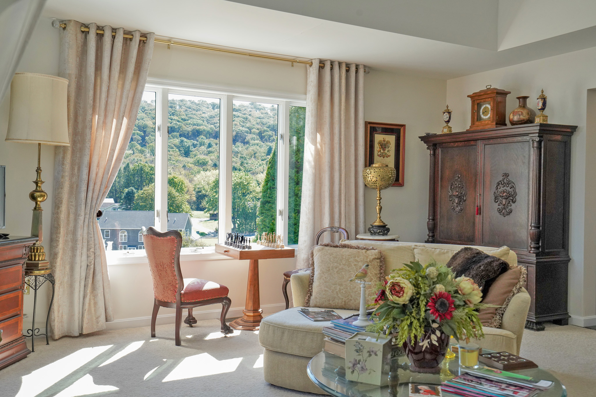 Tamaqua, Pennsylvania, 18252, United States, 4 Bedrooms Bedrooms, ,3 BathroomsBathrooms,Residential,For Sale,1980068