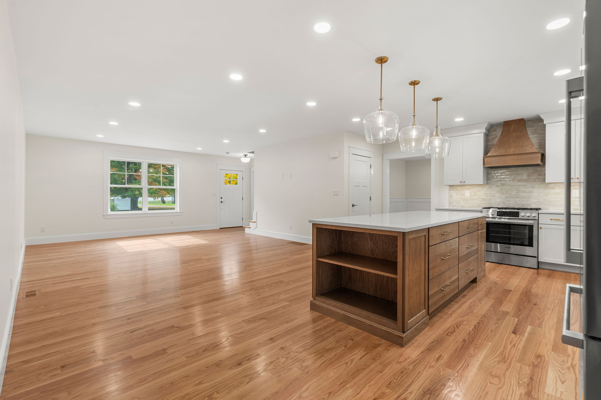  238 E Main St, Georgetown, MA, 01833 - 物件實景